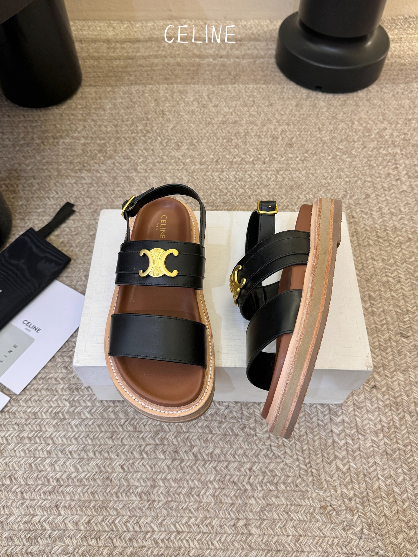 【CE*INE】*琳代级别 春夏新品凯旋门复古罗马凉鞋拖鞋 进出专柜无压力，重工版，拒绝一眼假low货 