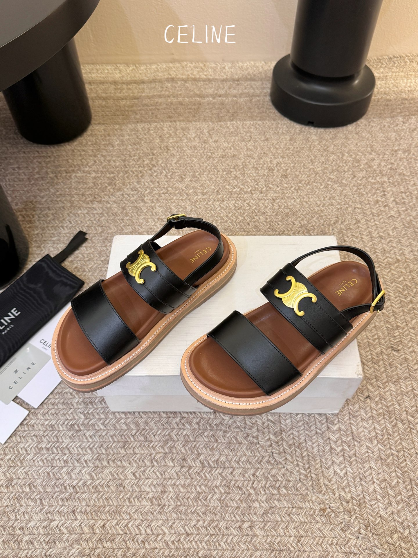 【CE*INE】*琳代级别 春夏新品凯旋门复古罗马凉鞋拖鞋 进出专柜无压力，重工版，拒绝一眼假low货 