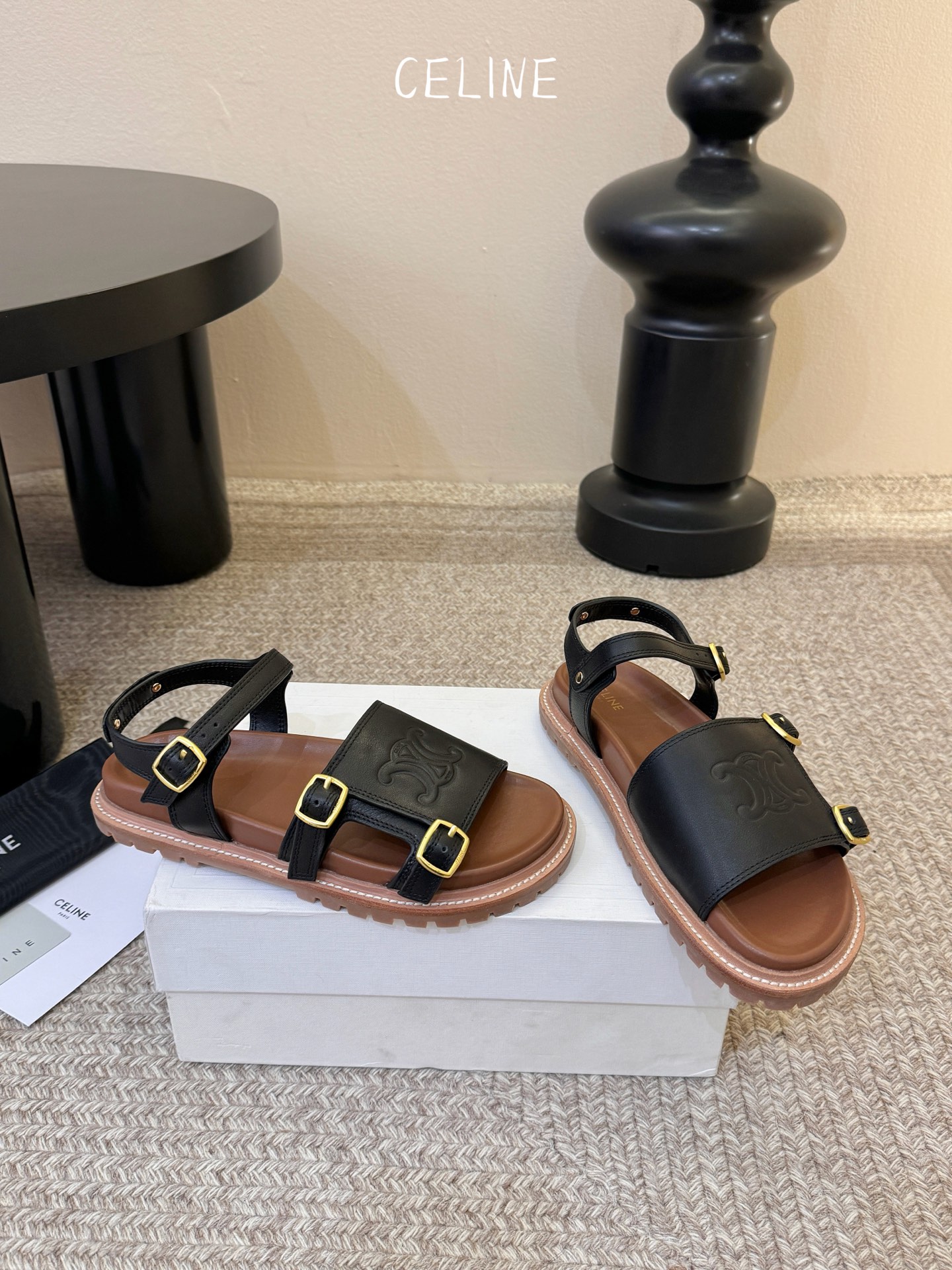 【CE*INE】*琳代级别 春夏新品凯旋门复古罗马凉鞋拖鞋 进出专柜无压力，重工版，拒绝一眼假low货 