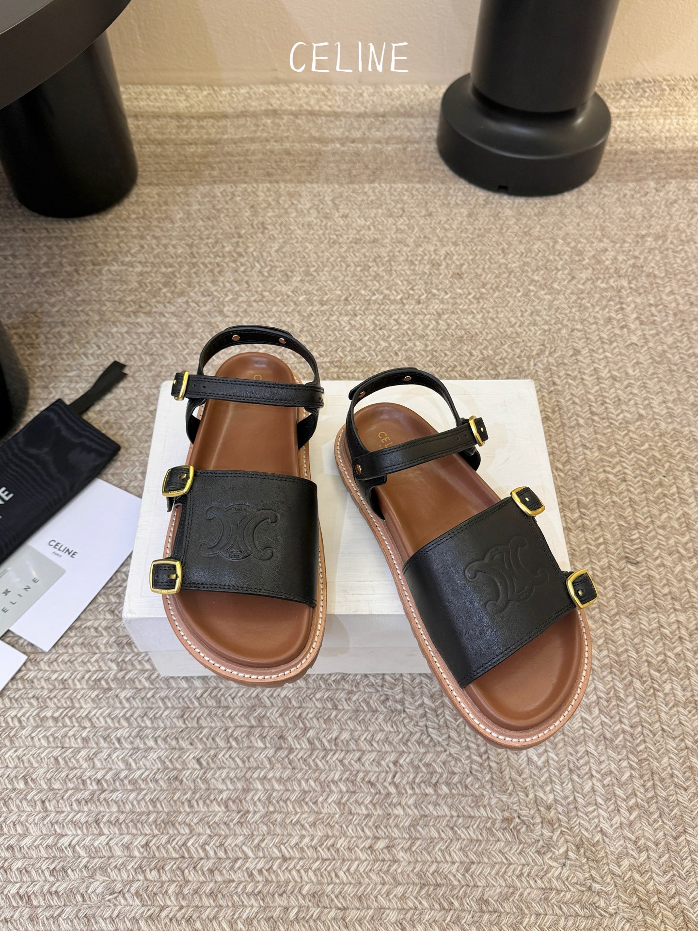 【CE*INE】*琳代级别 春夏新品凯旋门复古罗马凉鞋拖鞋 进出专柜无压力，重工版，拒绝一眼假low货 