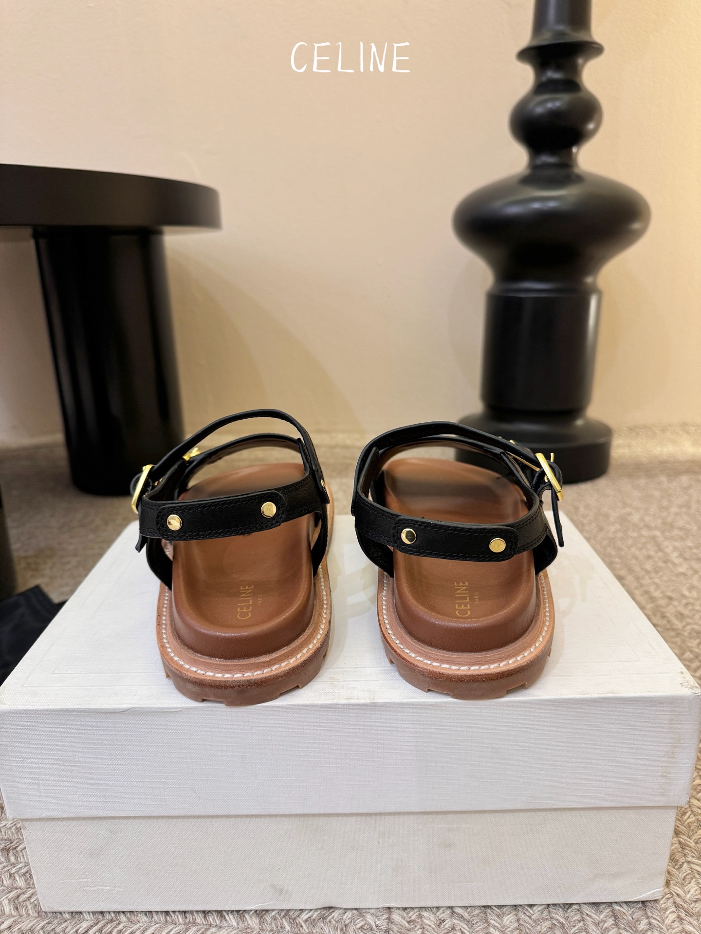 【CE*INE】*琳代级别 春夏新品凯旋门复古罗马凉鞋拖鞋 进出专柜无压力，重工版，拒绝一眼假low货 