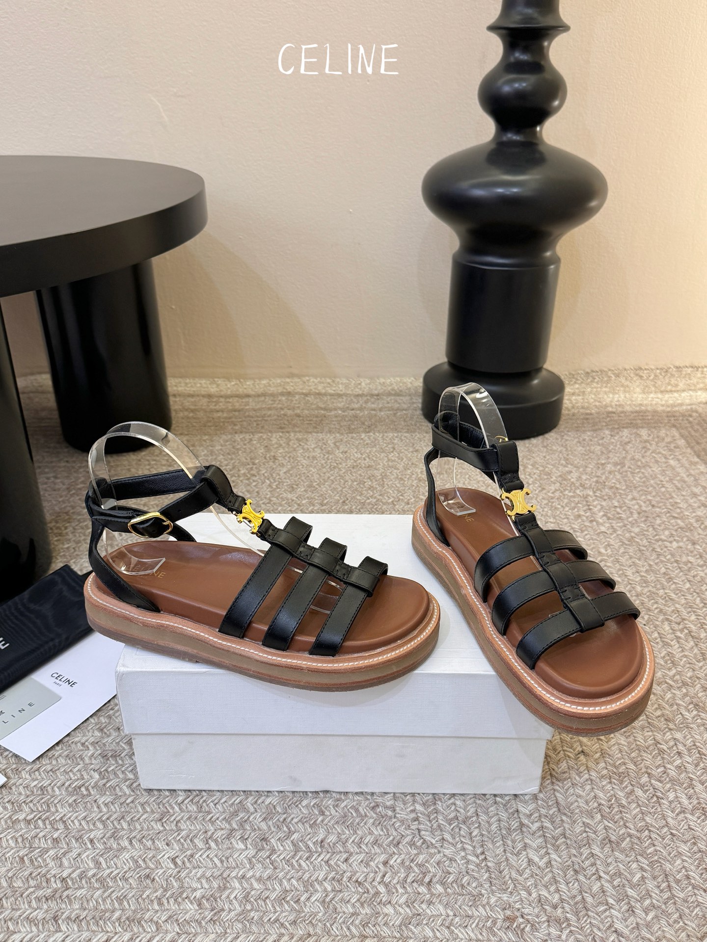 【CE*INE】*琳代级别 春夏新品凯旋门复古罗马凉鞋拖鞋 进出专柜无压力，重工版，拒绝一眼假low货 