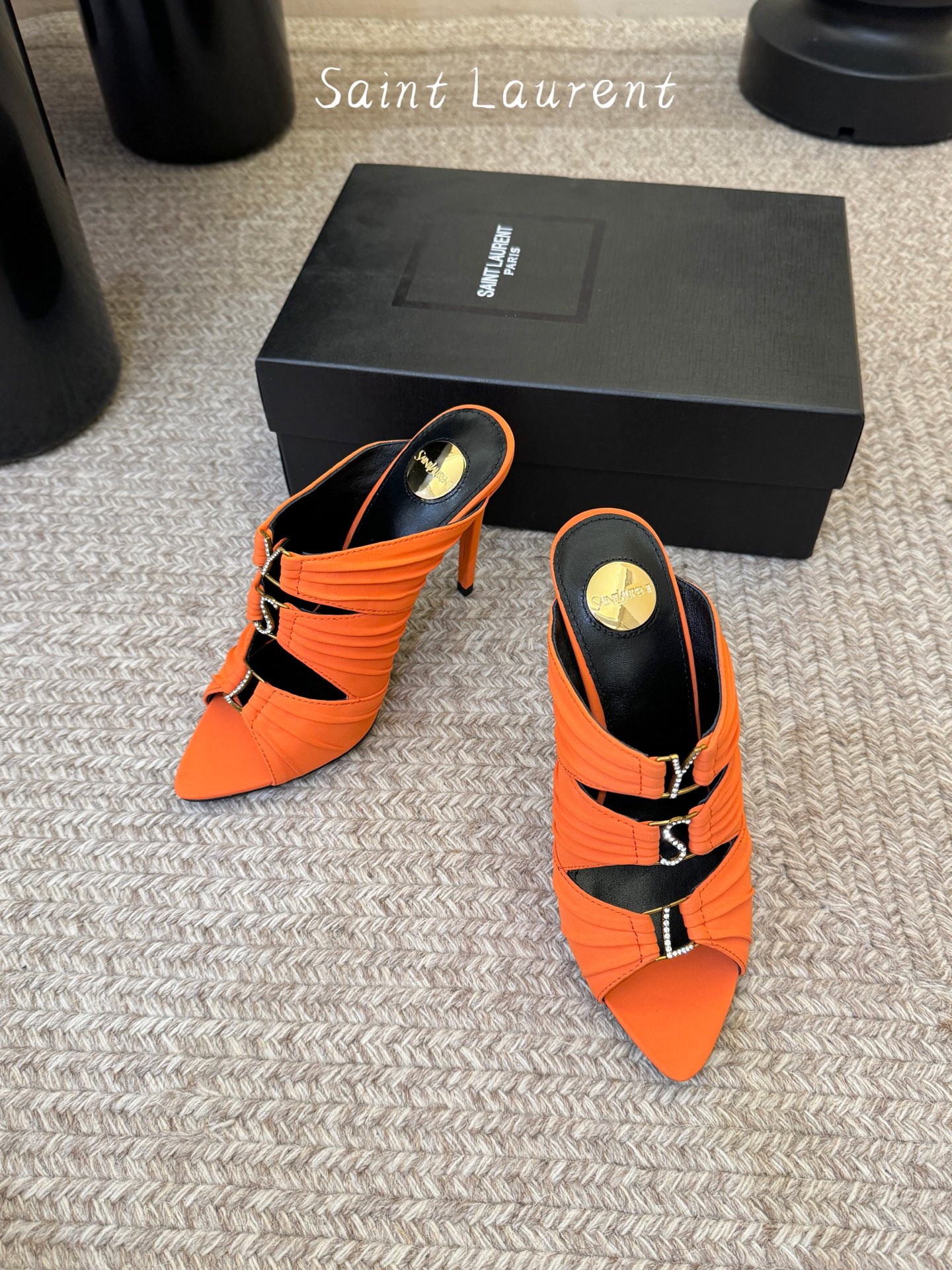 圣罗兰Saint Lauren* ss新YSL Logo高跟鞋拖Ysl走秀款高跟鞋 各种小裙子搭配起来 