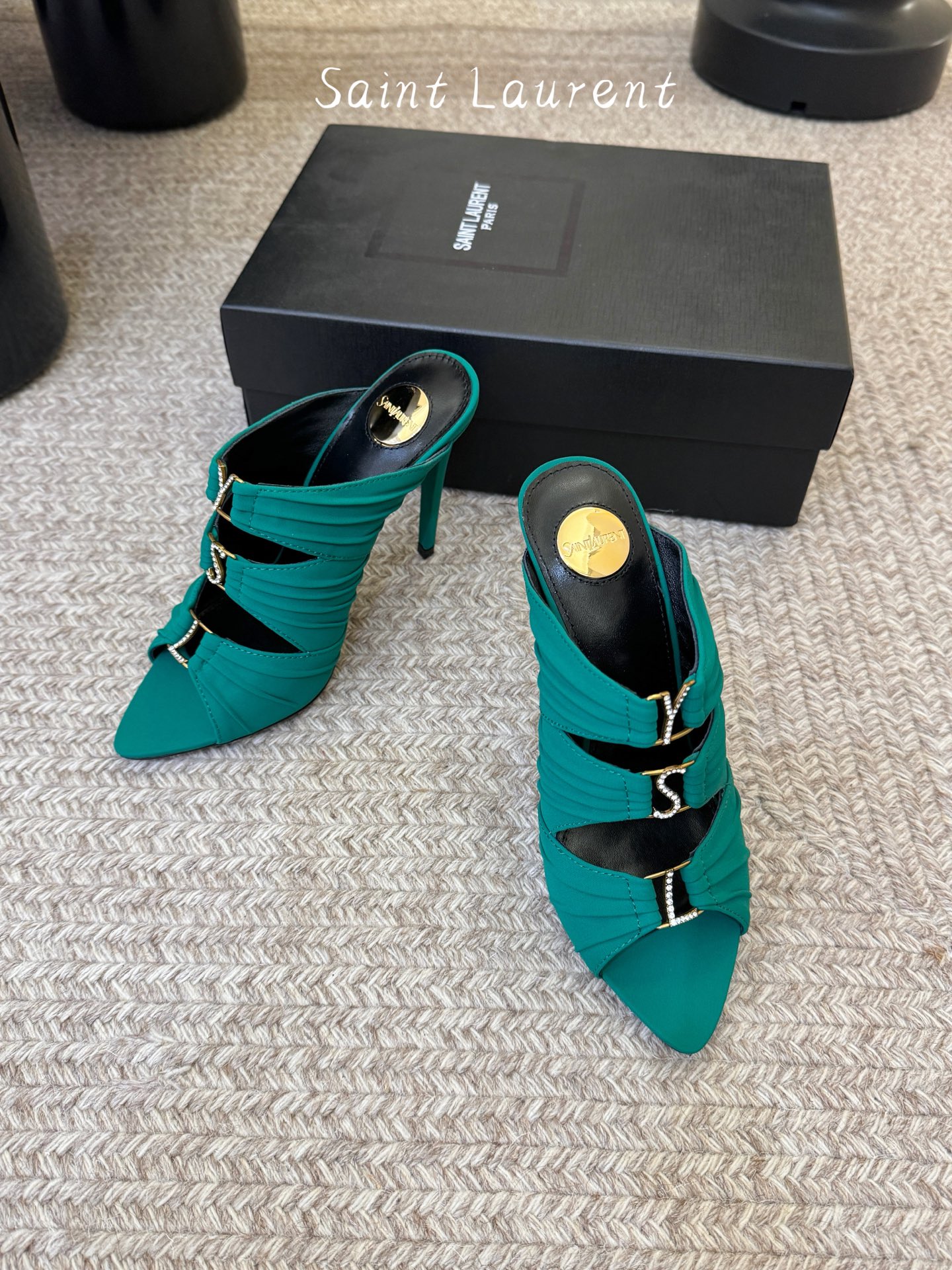 圣罗兰Saint Lauren* ss新YSL Logo高跟鞋拖Ysl走秀款高跟鞋 各种小裙子搭配起来 