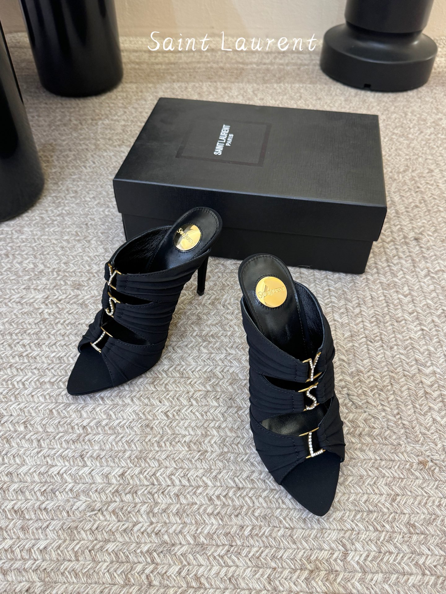 圣罗兰Saint Lauren* ss新YSL Logo高跟鞋拖Ysl走秀款高跟鞋 各种小裙子搭配起来 