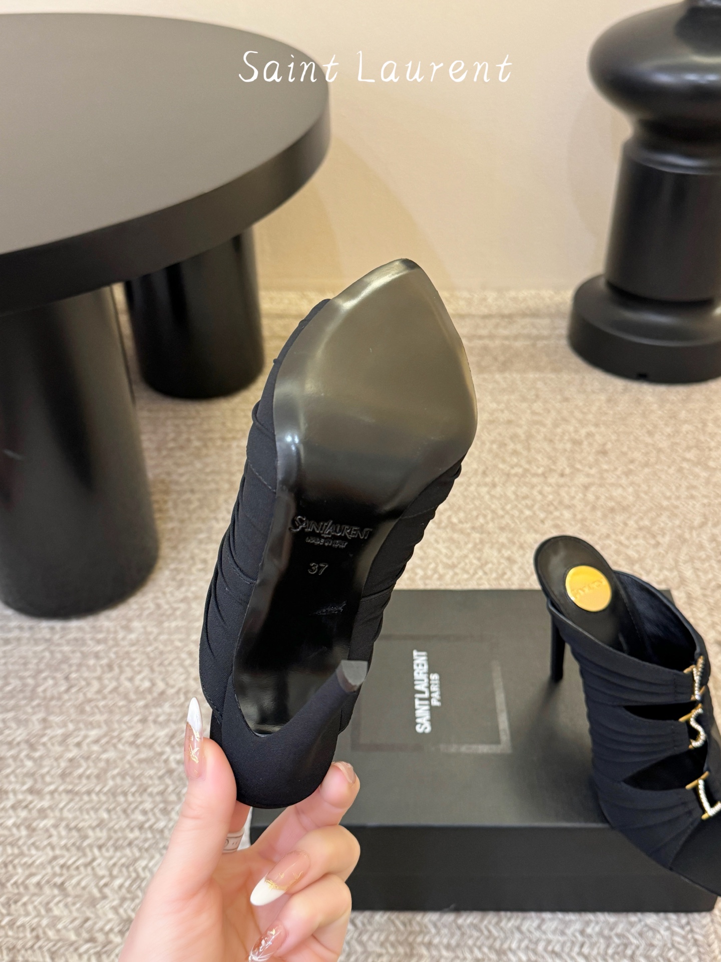 圣罗兰Saint Lauren* ss新YSL Logo高跟鞋拖Ysl走秀款高跟鞋 各种小裙子搭配起来 
