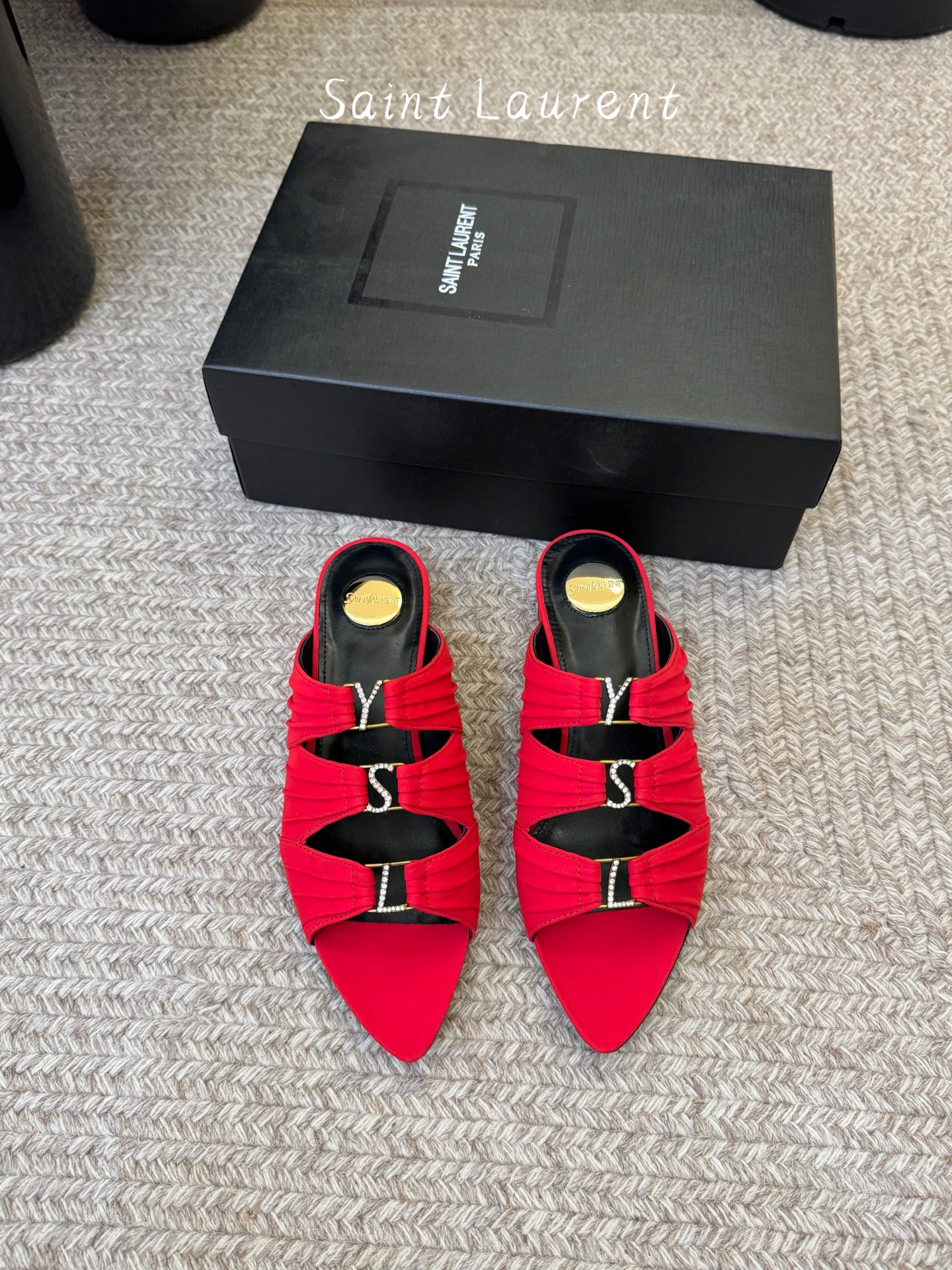 圣罗兰Saint Lauren* ss新YSL Logo高跟鞋拖Ysl走秀款高跟鞋 各种小裙子搭配起来 