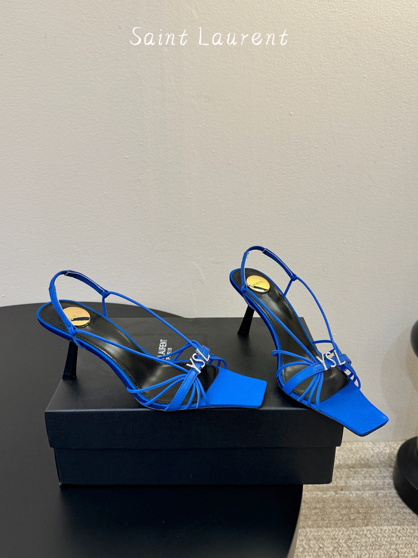 圣罗兰Saint Lauren* ss新YSL Logo方头凉鞋Ysl走秀款高跟鞋 各种小裙子搭配起来 