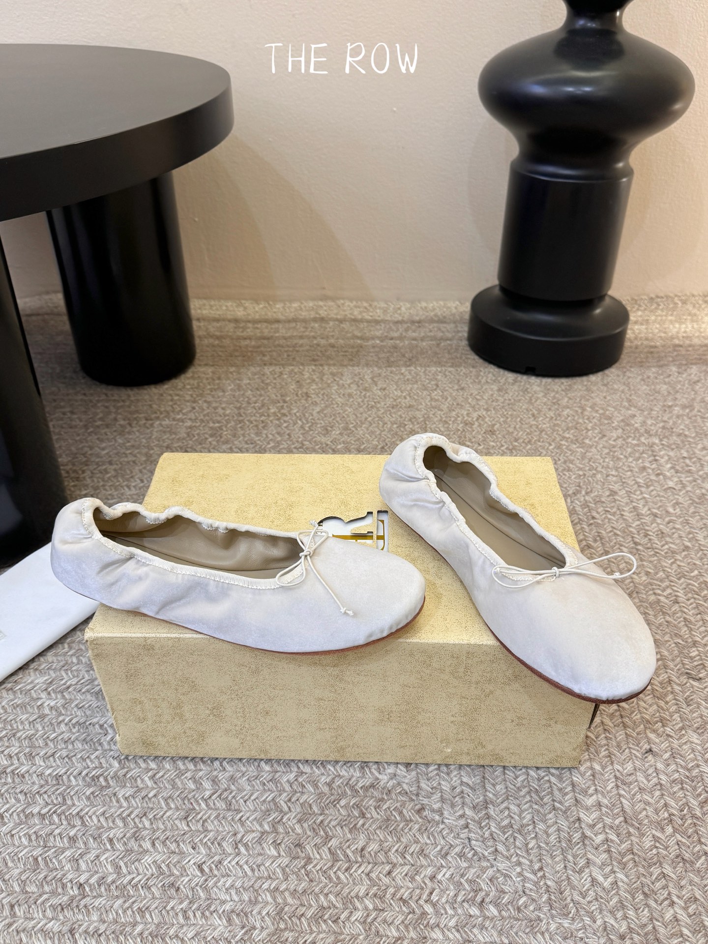 the row26春夏新款松紧芭蕾舞跳舞鞋平底单鞋奶奶鞋！据说这是本年度最美丽的芭蕾舞 奶奶鞋，法式优雅