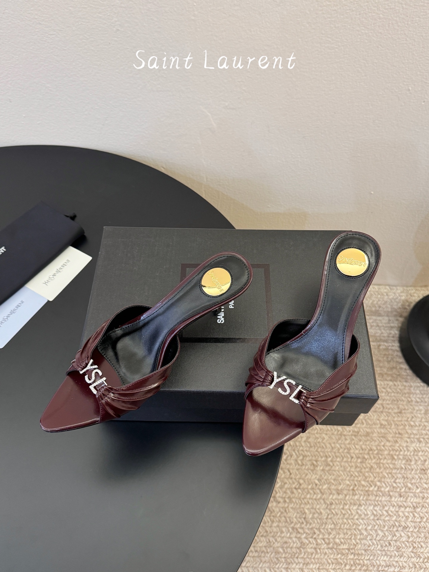 圣罗兰Saint Lauren* ss新YSL Logo小跟鞋拖Ysl走秀款高跟鞋 各种小裙子搭配起来 