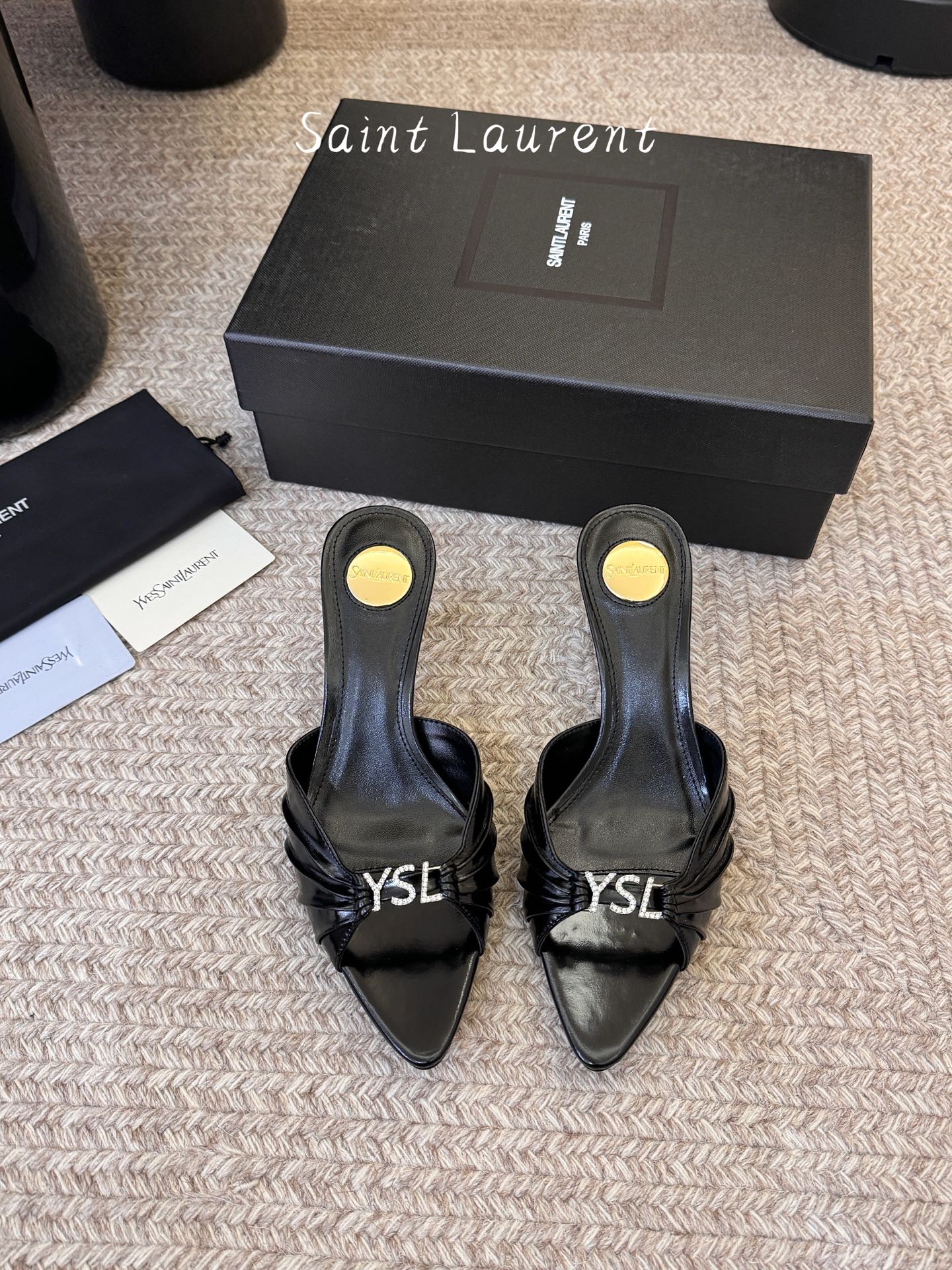 圣罗兰Saint Lauren* ss新YSL Logo小跟鞋拖Ysl走秀款高跟鞋 各种小裙子搭配起来 