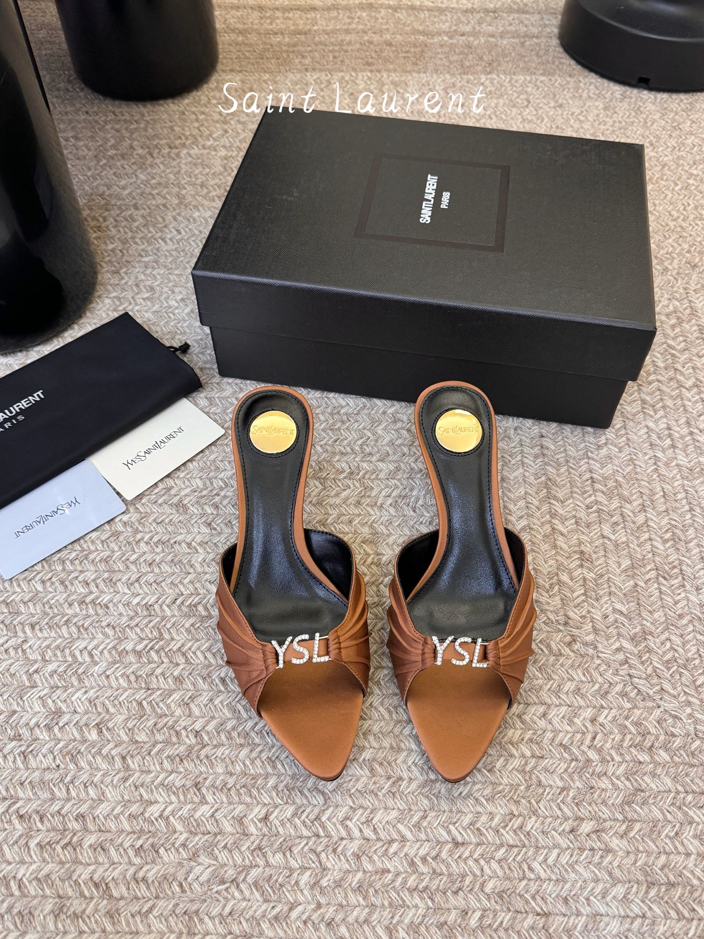 圣罗兰Saint Lauren* ss新YSL Logo小跟鞋拖Ysl走秀款高跟鞋 各种小裙子搭配起来 
