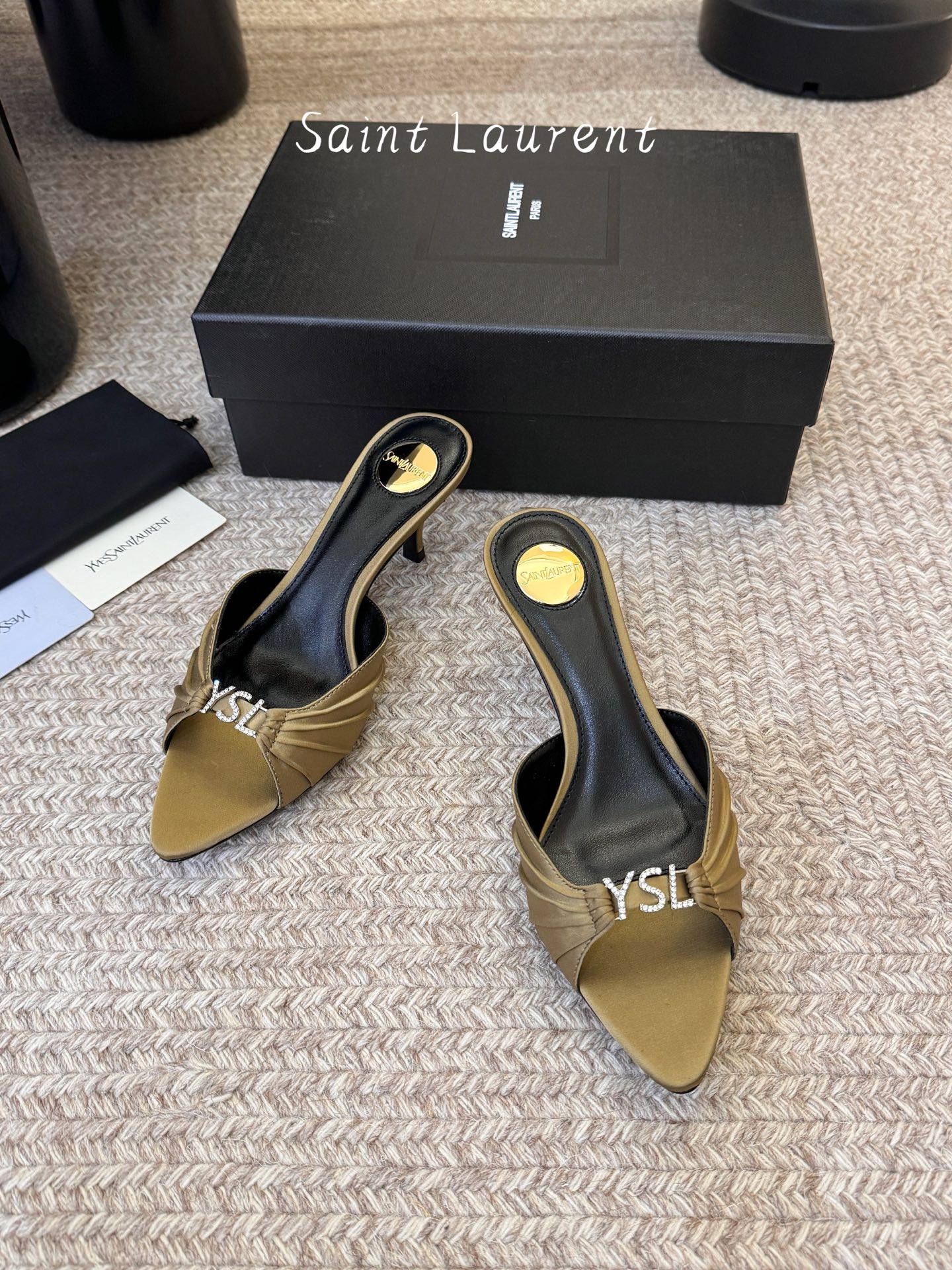 圣罗兰Saint Lauren* ss新YSL Logo小跟鞋拖Ysl走秀款高跟鞋 各种小裙子搭配起来 