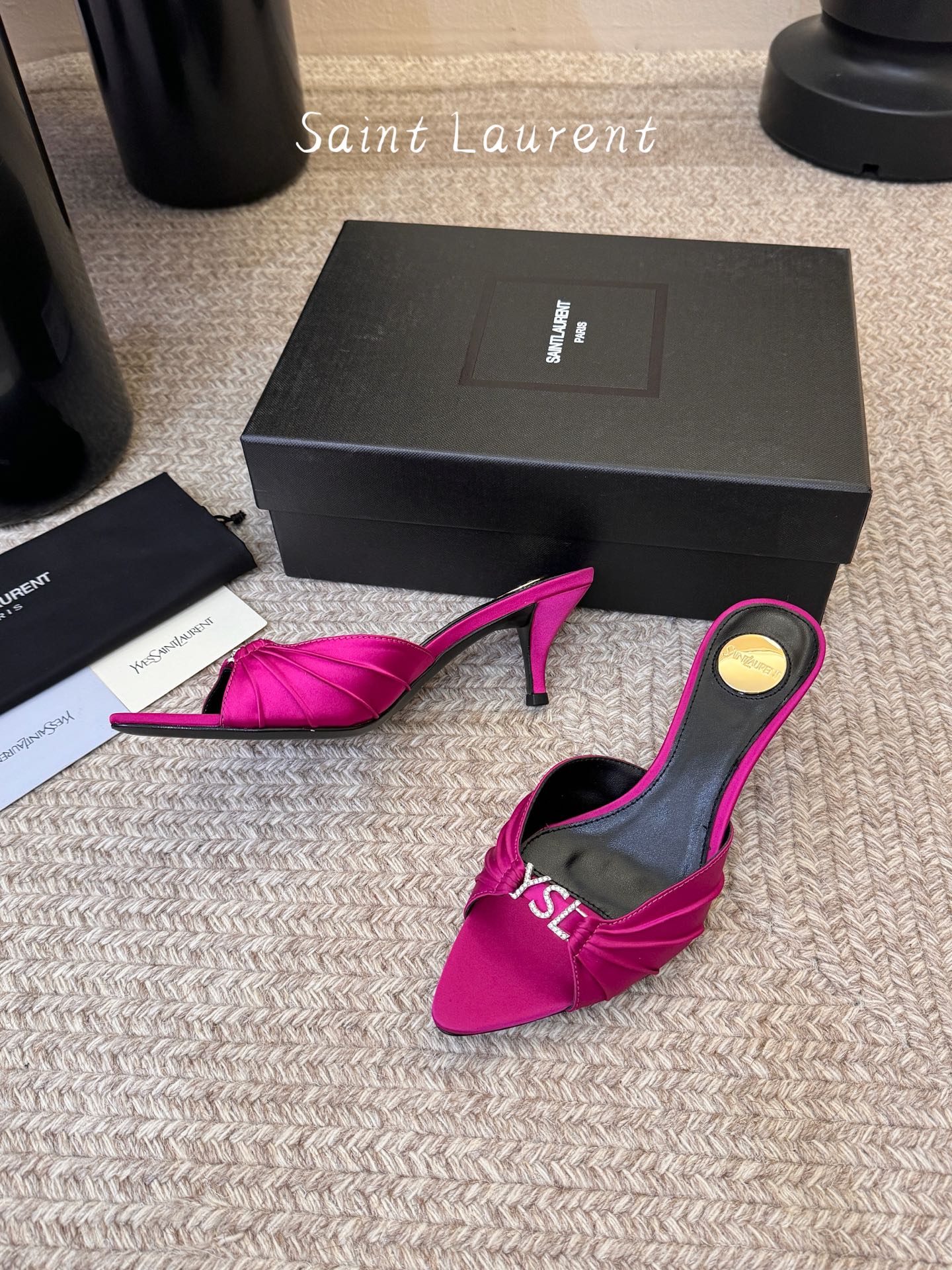 圣罗兰Saint Lauren* ss新YSL Logo小跟鞋拖Ysl走秀款高跟鞋 各种小裙子搭配起来 