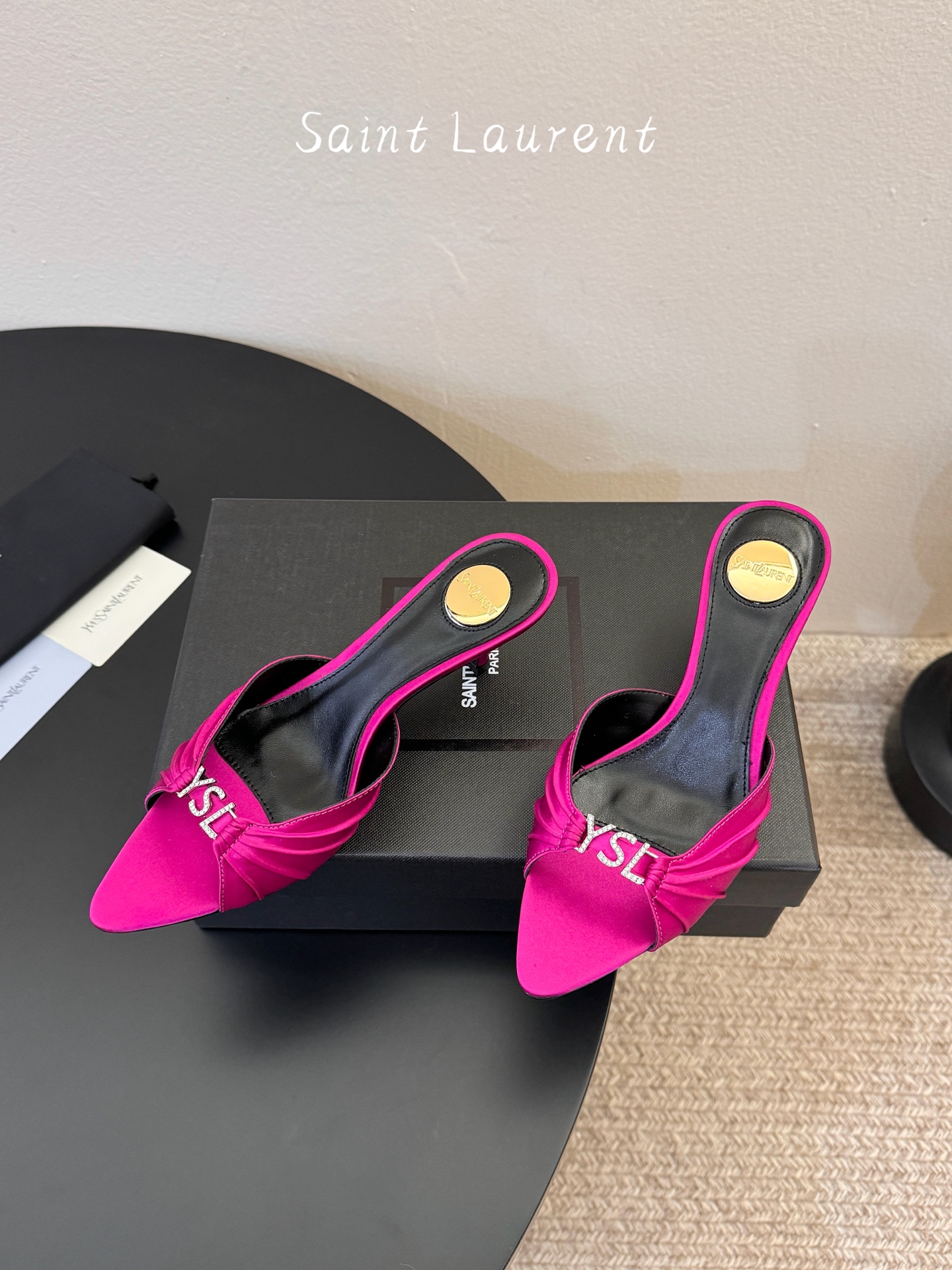 圣罗兰Saint Lauren* ss新YSL Logo小跟鞋拖Ysl走秀款高跟鞋 各种小裙子搭配起来 