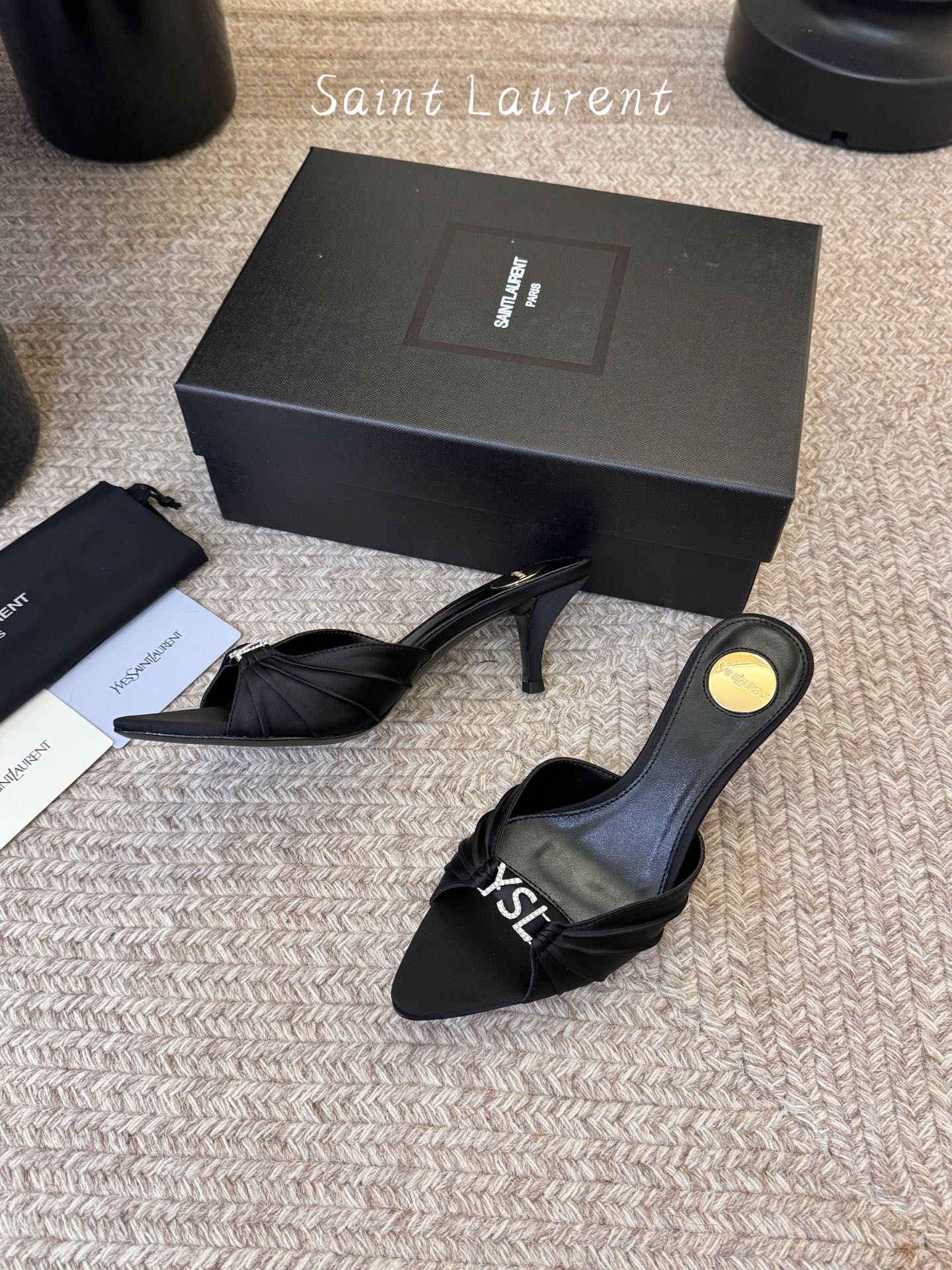 圣罗兰Saint Lauren* ss新YSL Logo小跟鞋拖Ysl走秀款高跟鞋 各种小裙子搭配起来 