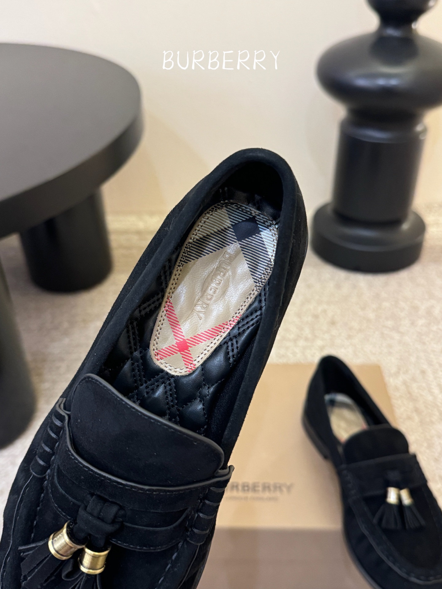 BURBERRY～博柏利、巴宝莉BBR F049 出自设计师Daniel Lee 26ss/春夏全新设计