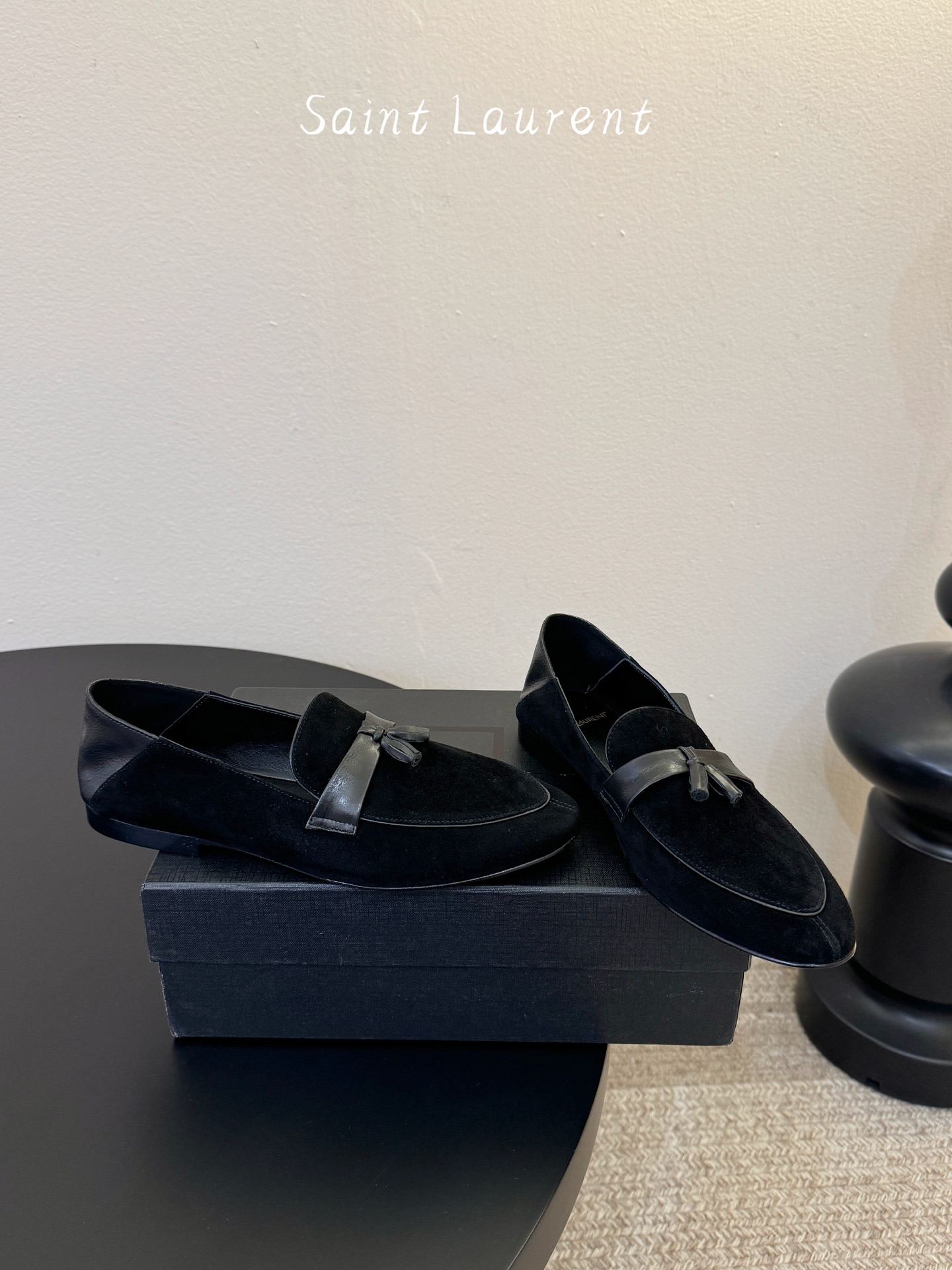 Saint Laurent圣罗兰经典乐福小皮鞋 超级超级无敌火爆的一个款这款我们家每个版面的五金扣都要开