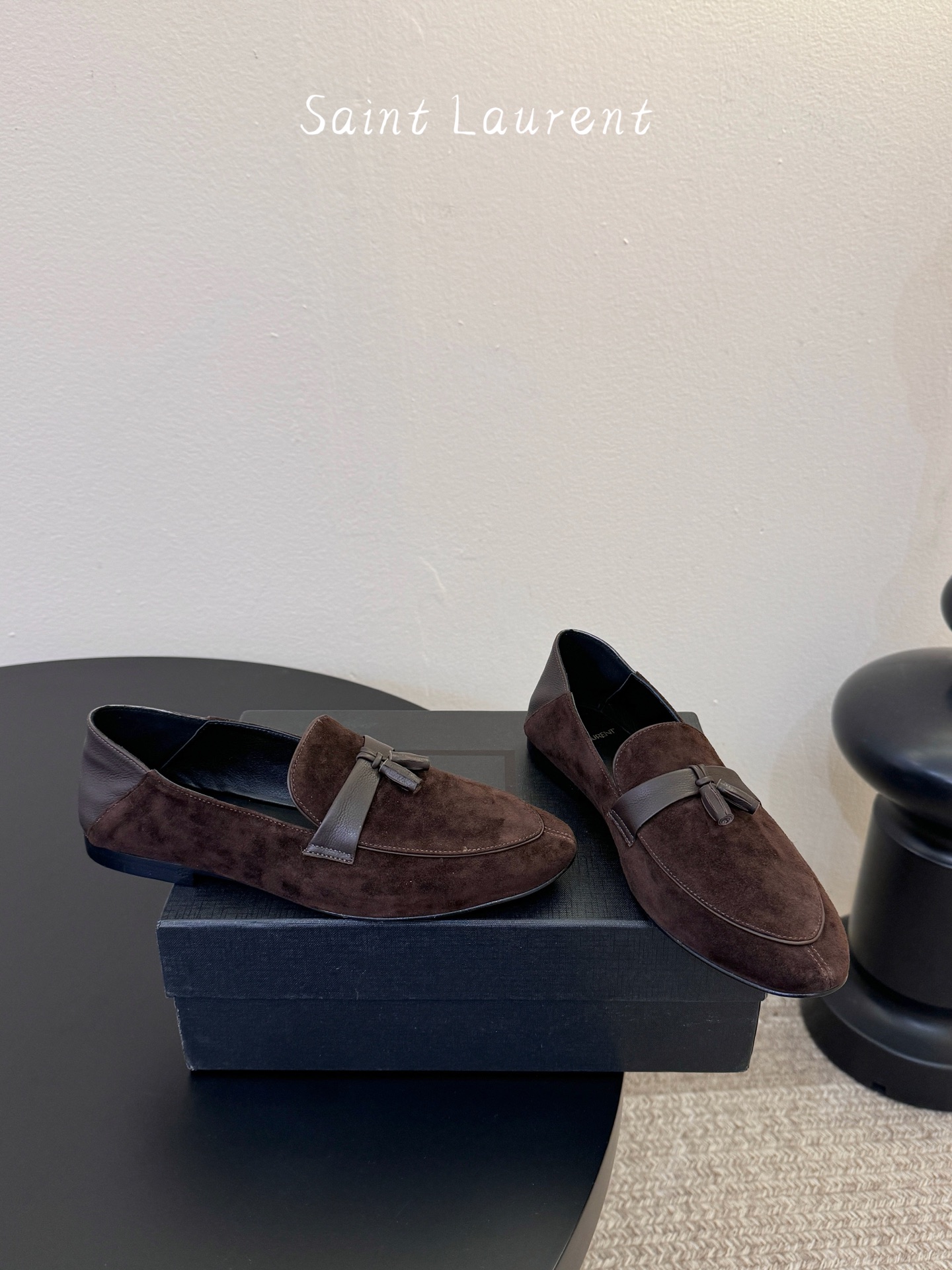 Saint Laurent圣罗兰经典乐福小皮鞋 超级超级无敌火爆的一个款这款我们家每个版面的五金扣都要开