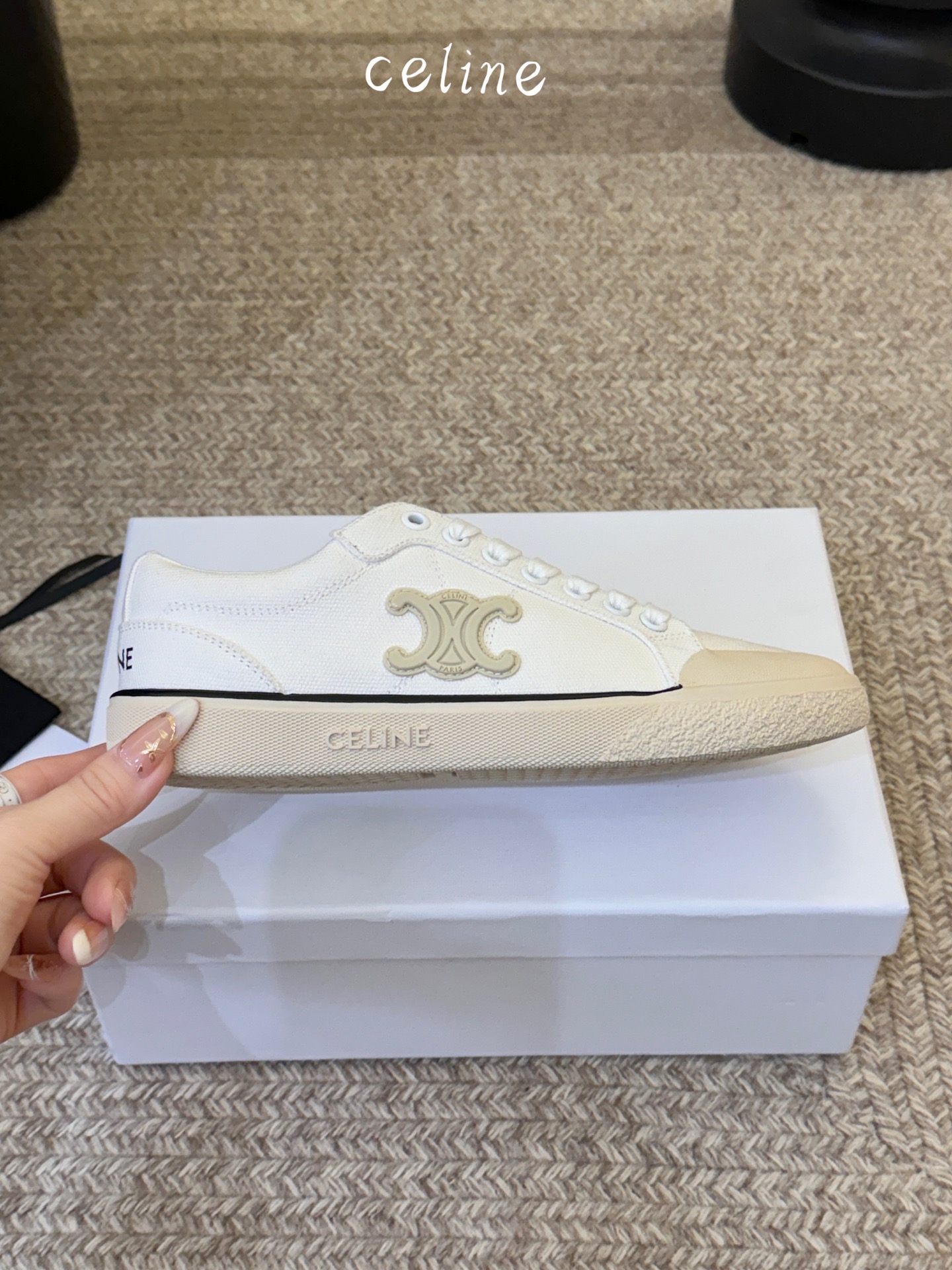 CELIN* 低帮凯旋门帆布鞋鞋后帮和侧面压印CELINE标志厚底面包鞋2025春夏新款女凯旋门徽标系带