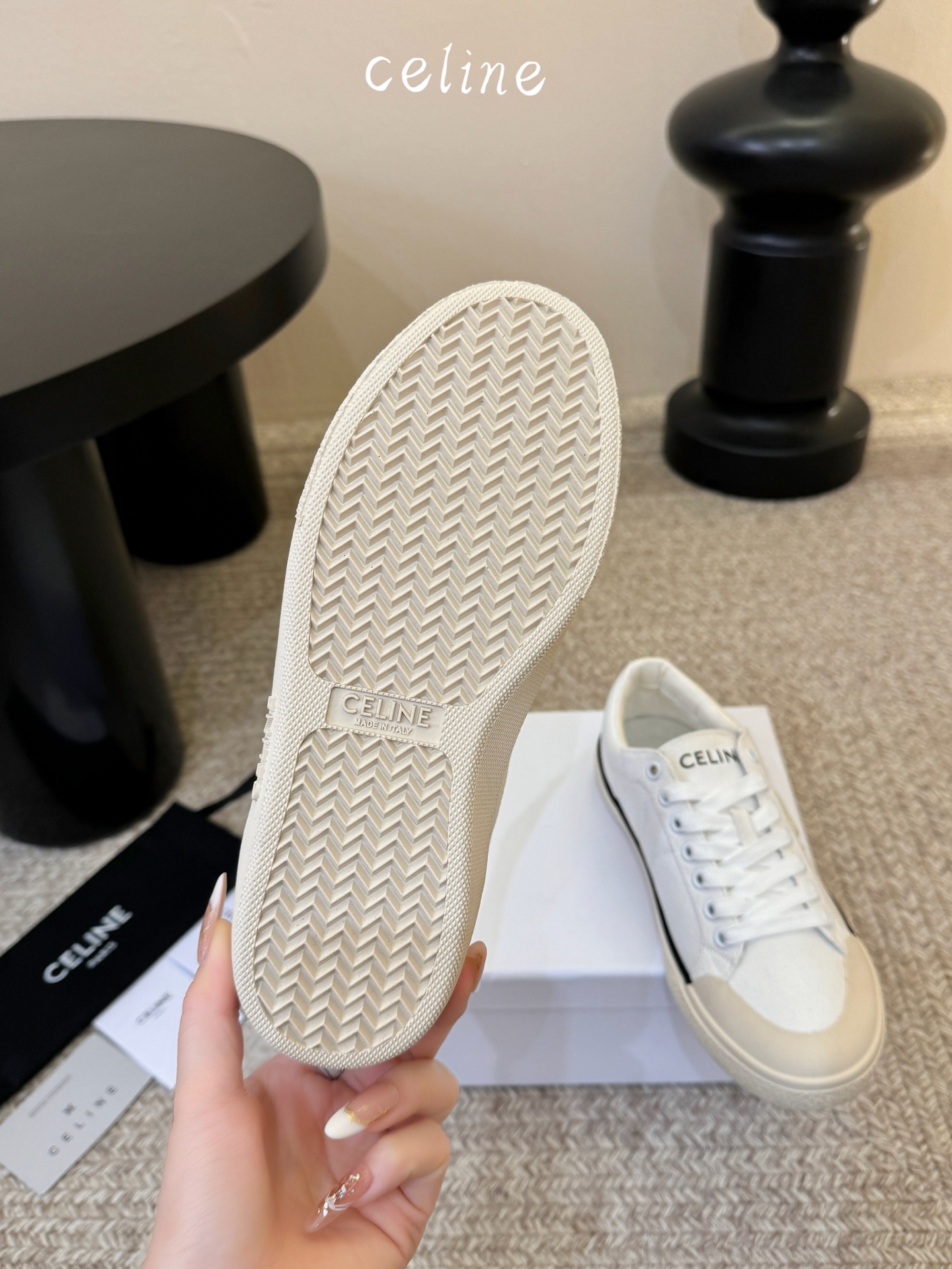 CELIN* 低帮凯旋门帆布鞋鞋后帮和侧面压印CELINE标志厚底面包鞋2025春夏新款女凯旋门徽标系带