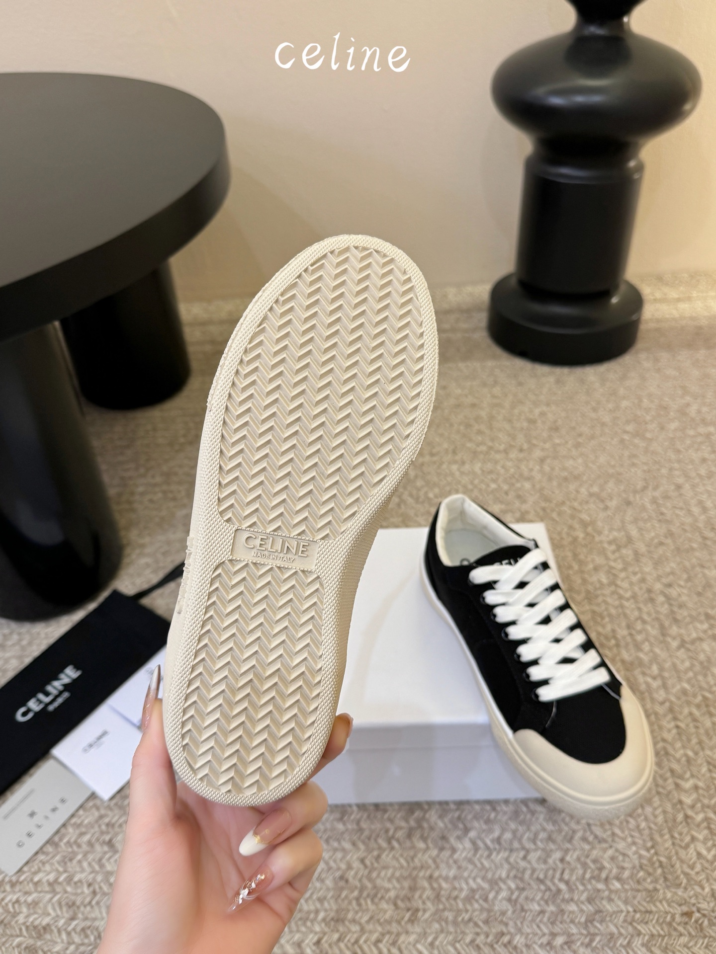 CELIN* 低帮凯旋门帆布鞋鞋后帮和侧面压印CELINE标志厚底面包鞋2025春夏新款女凯旋门徽标系带