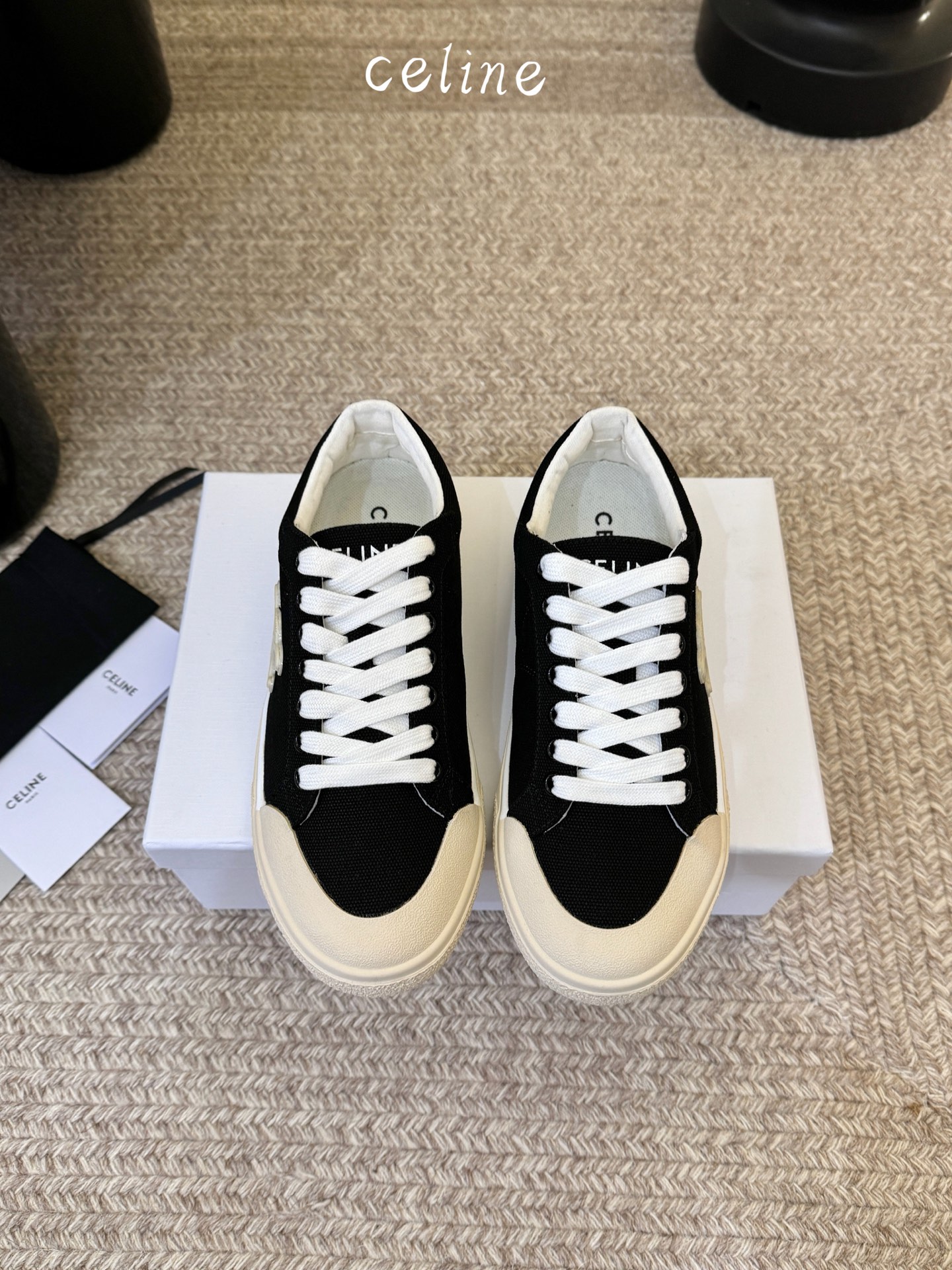 CELIN* 低帮凯旋门帆布鞋鞋后帮和侧面压印CELINE标志厚底面包鞋2025春夏新款女凯旋门徽标系带