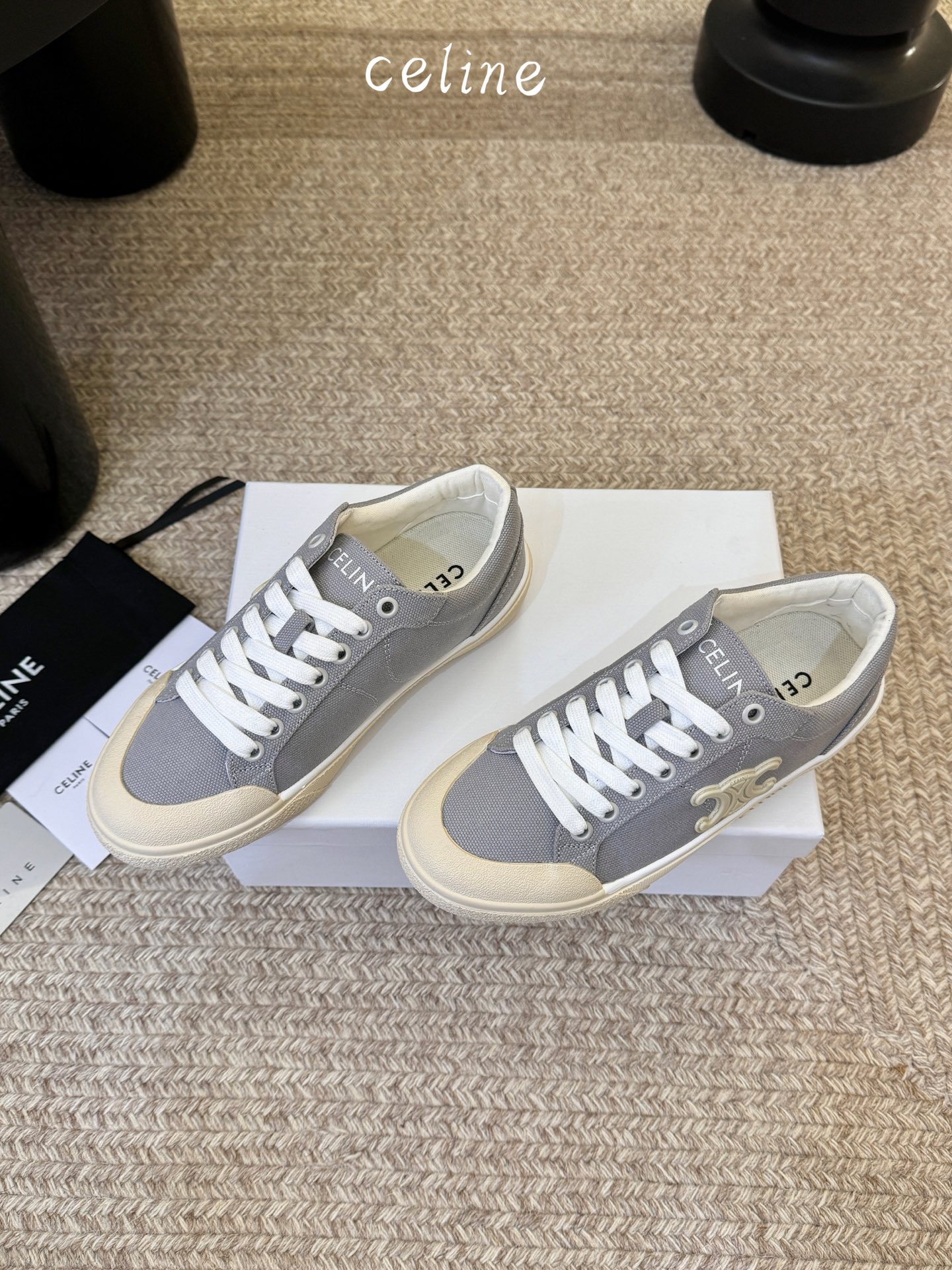 CELIN* 低帮凯旋门帆布鞋鞋后帮和侧面压印CELINE标志厚底面包鞋2025春夏新款女凯旋门徽标系带