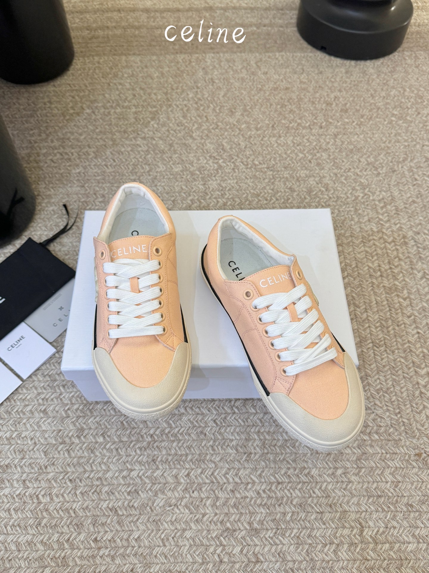 CELIN* 低帮凯旋门帆布鞋鞋后帮和侧面压印CELINE标志厚底面包鞋2025春夏新款女凯旋门徽标系带