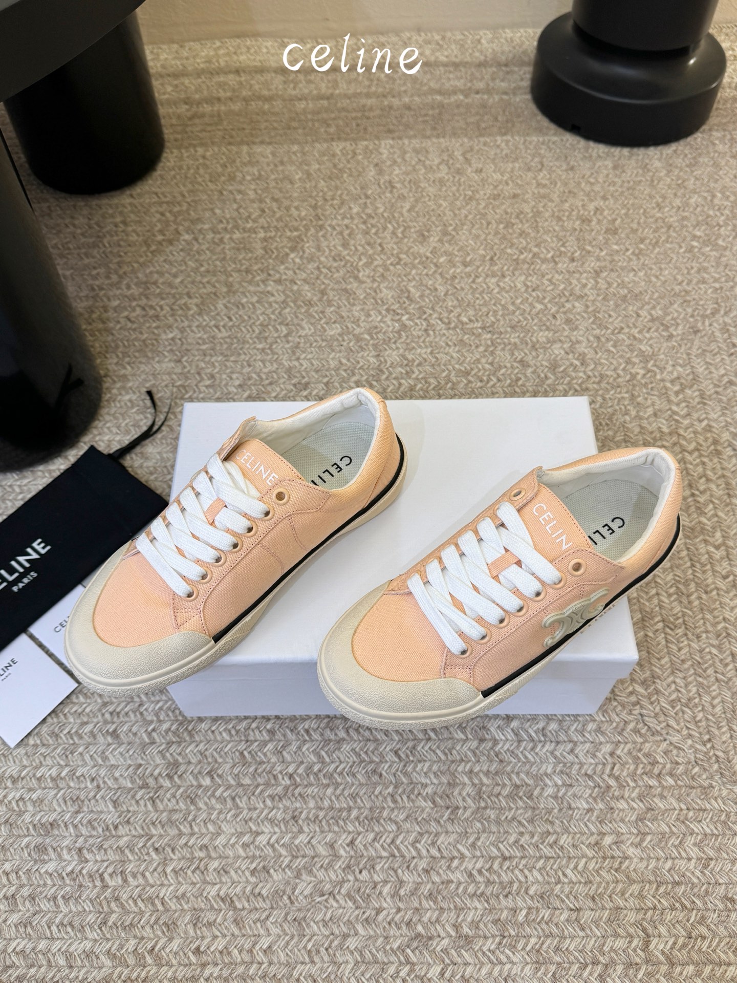 CELIN* 低帮凯旋门帆布鞋鞋后帮和侧面压印CELINE标志厚底面包鞋2025春夏新款女凯旋门徽标系带
