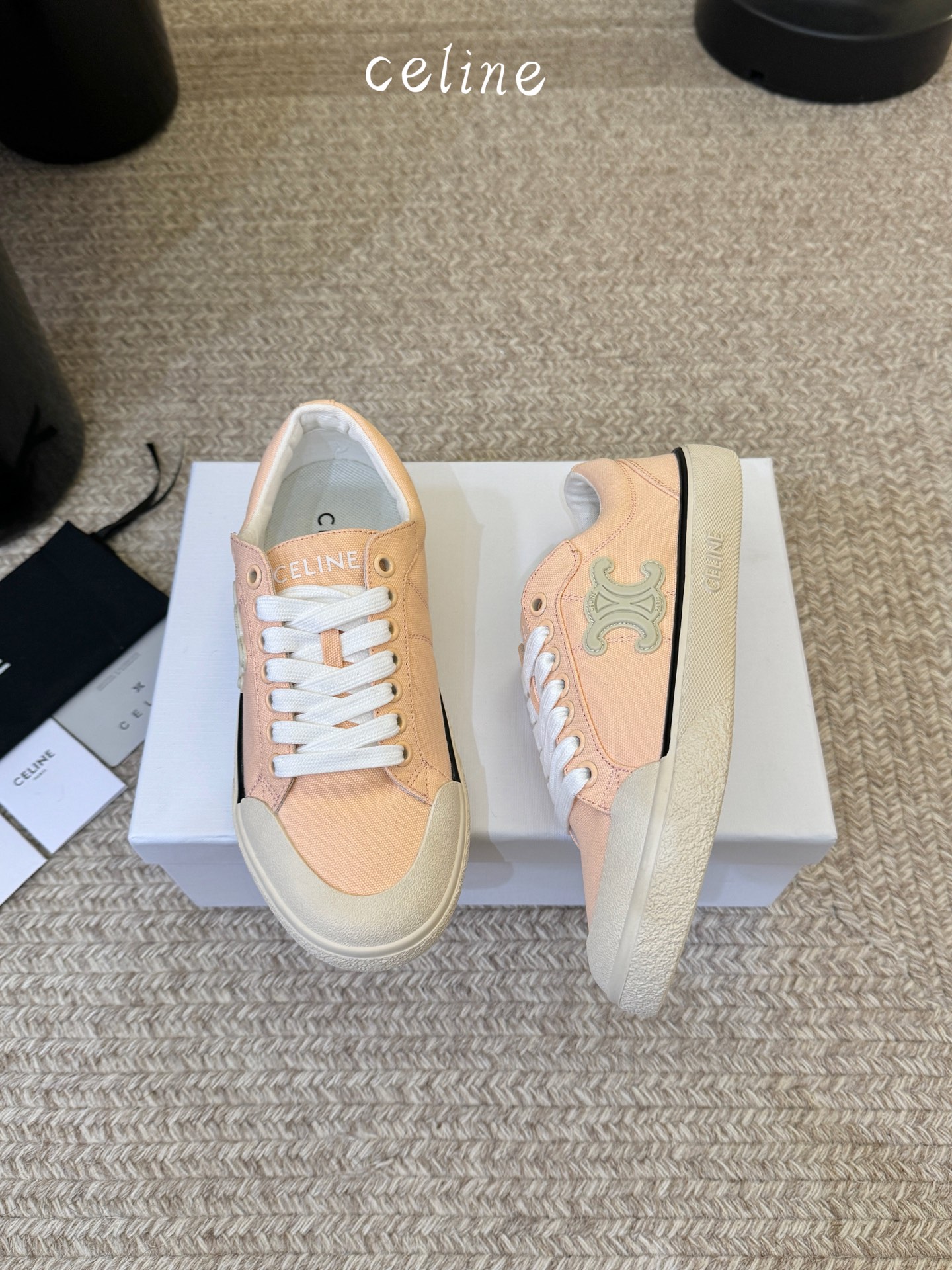 CELIN* 低帮凯旋门帆布鞋鞋后帮和侧面压印CELINE标志厚底面包鞋2025春夏新款女凯旋门徽标系带