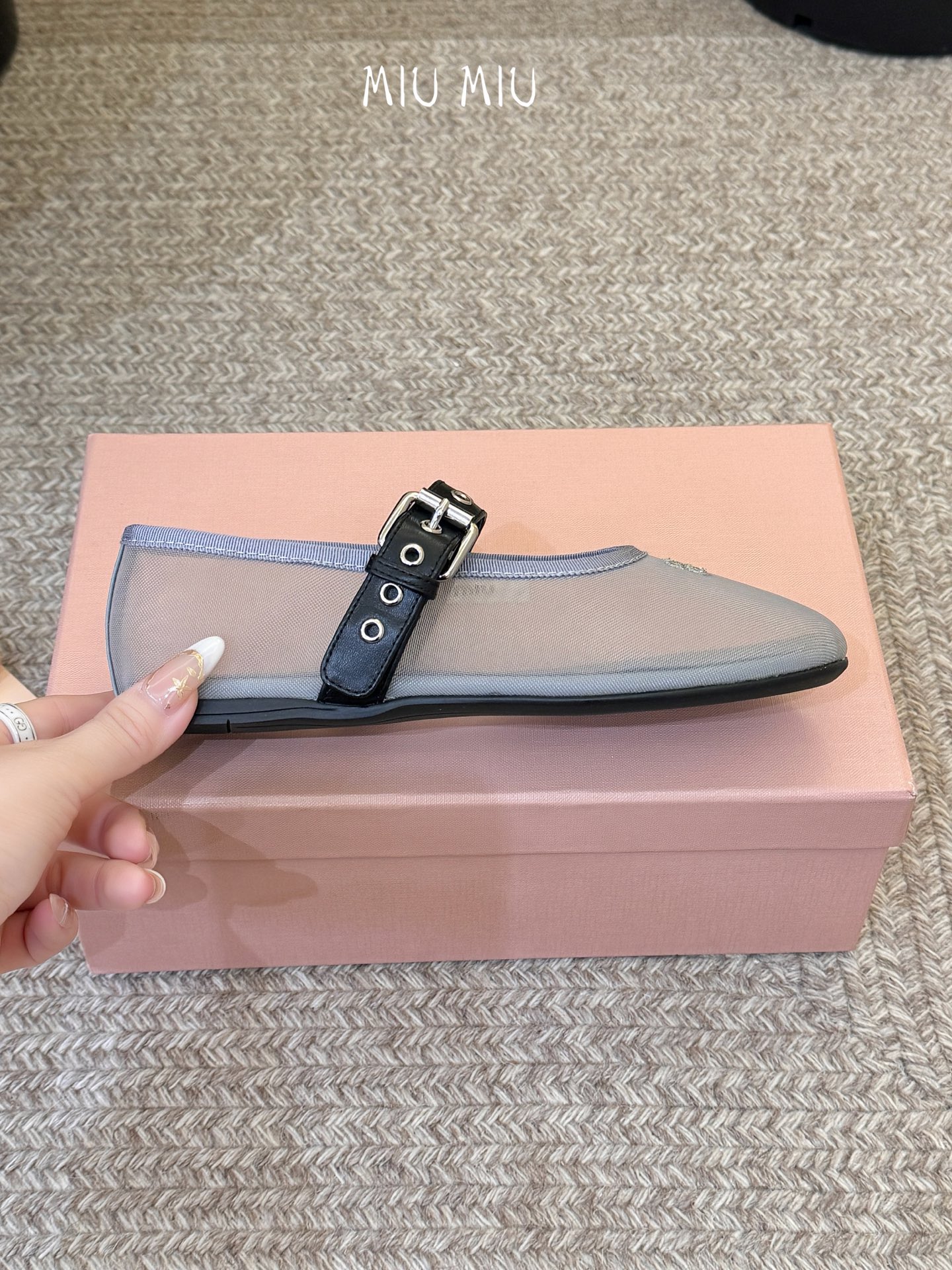 Miu Miu 镂空编织芭蕾鞋单鞋缪缪女士蝴蝶结装饰缎面芭蕾舞平底鞋独家高版 Miu Mi*春夏芭蕾网纱