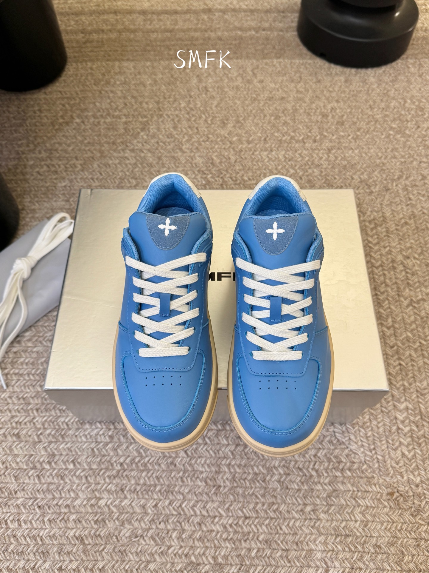 SMFK 小众潮牌 春夏新款 十字花 大头厚底 德比鞋百搭的极简风国潮，新作继承了诸多品牌制胜的流行元素