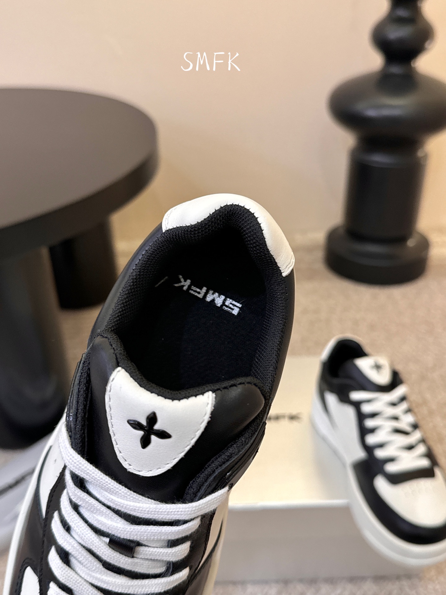 SMFK 小众潮牌 春夏新款 十字花 大头厚底 德比鞋百搭的极简风国潮，新作继承了诸多品牌制胜的流行元素