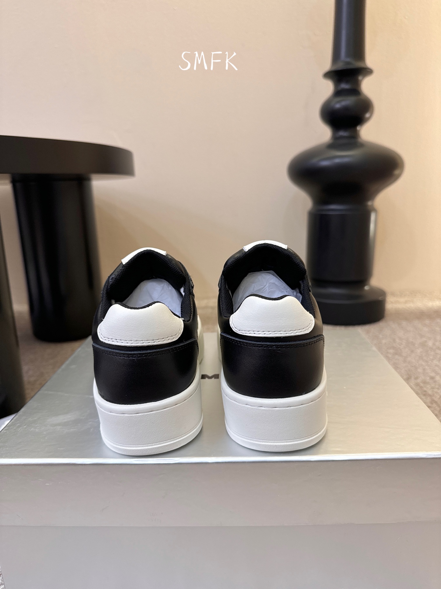 SMFK 小众潮牌 春夏新款 十字花 大头厚底 德比鞋百搭的极简风国潮，新作继承了诸多品牌制胜的流行元素