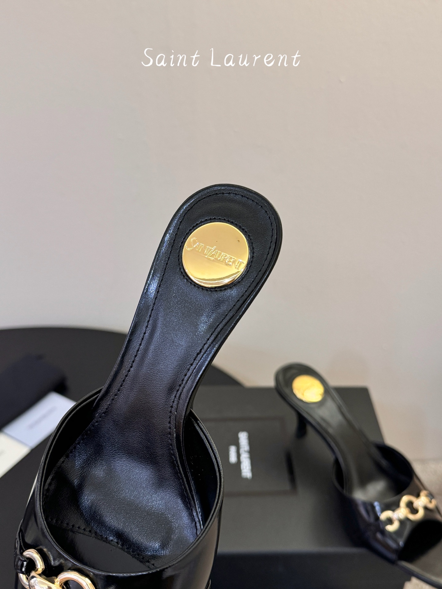 圣罗兰Saint Lauren* ss新YSL Logo小跟鞋拖Ysl走秀款高跟鞋 各种小裙子搭配起来 