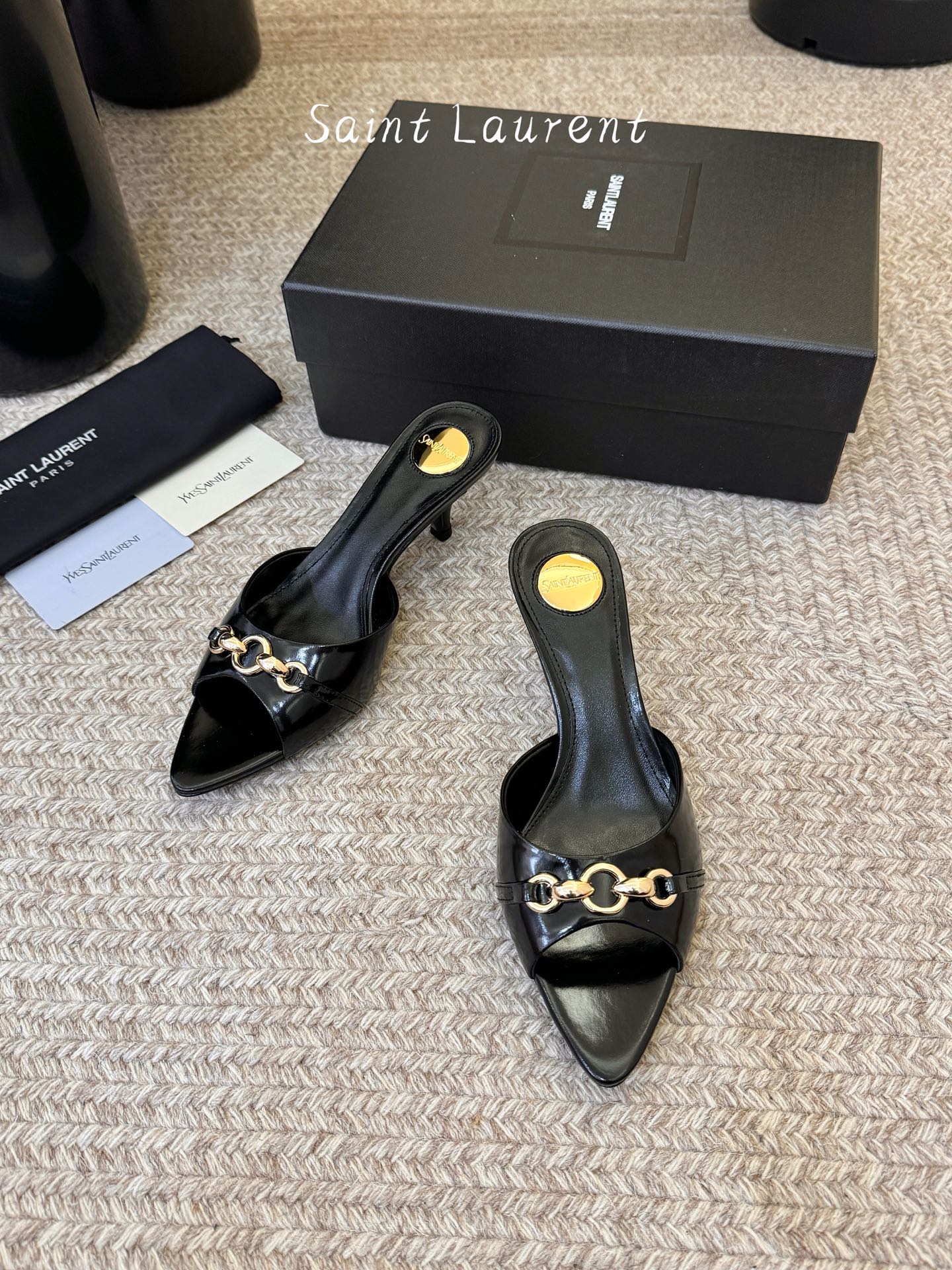 圣罗兰Saint Lauren* ss新YSL Logo小跟鞋拖Ysl走秀款高跟鞋 各种小裙子搭配起来 