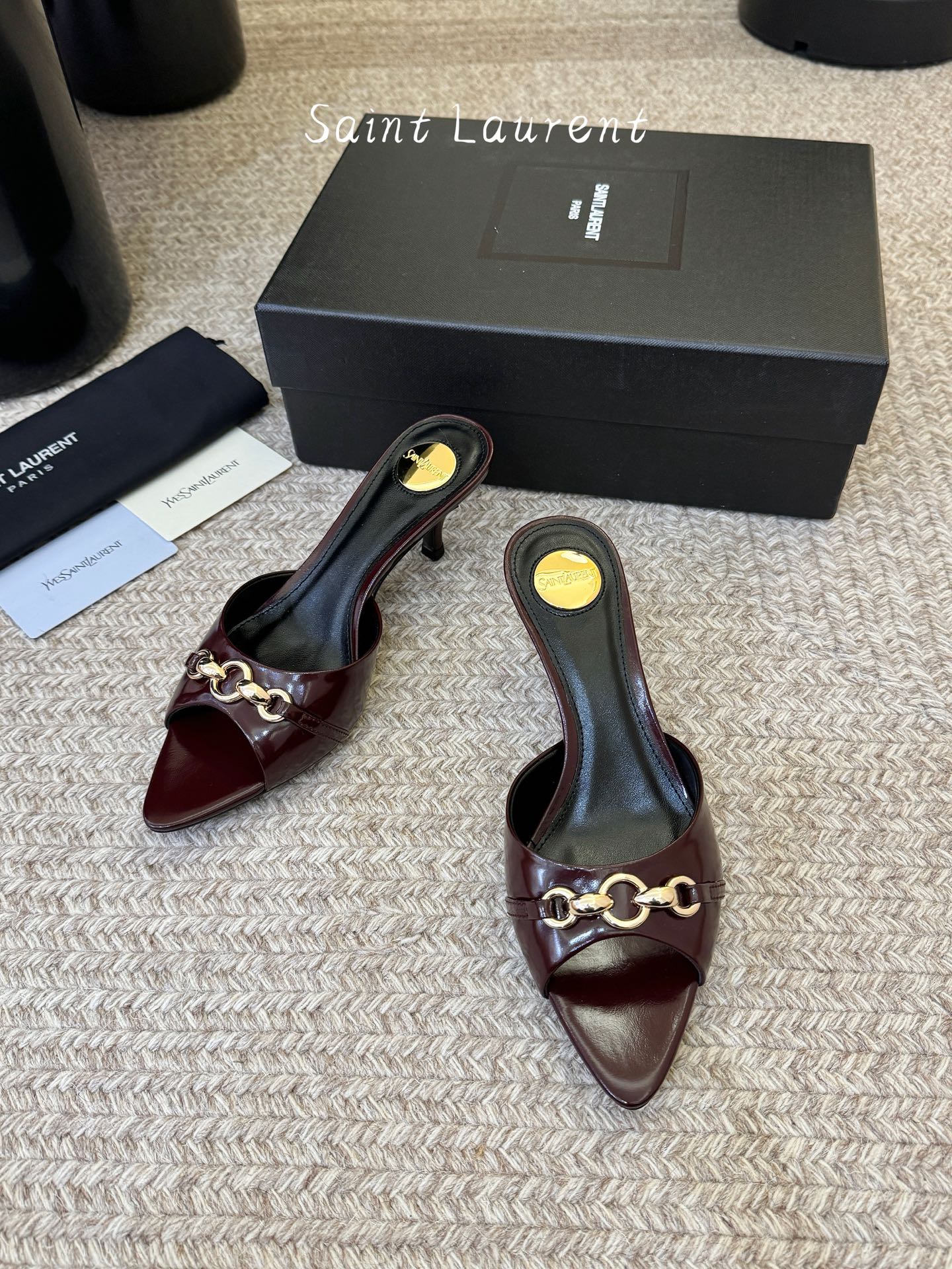 圣罗兰Saint Lauren* ss新YSL Logo小跟鞋拖Ysl走秀款高跟鞋 各种小裙子搭配起来 