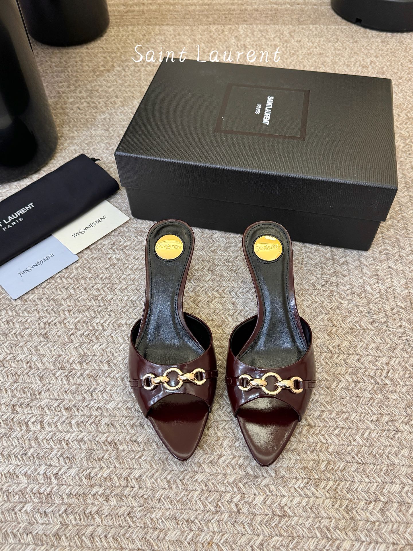 圣罗兰Saint Lauren* ss新YSL Logo小跟鞋拖Ysl走秀款高跟鞋 各种小裙子搭配起来 