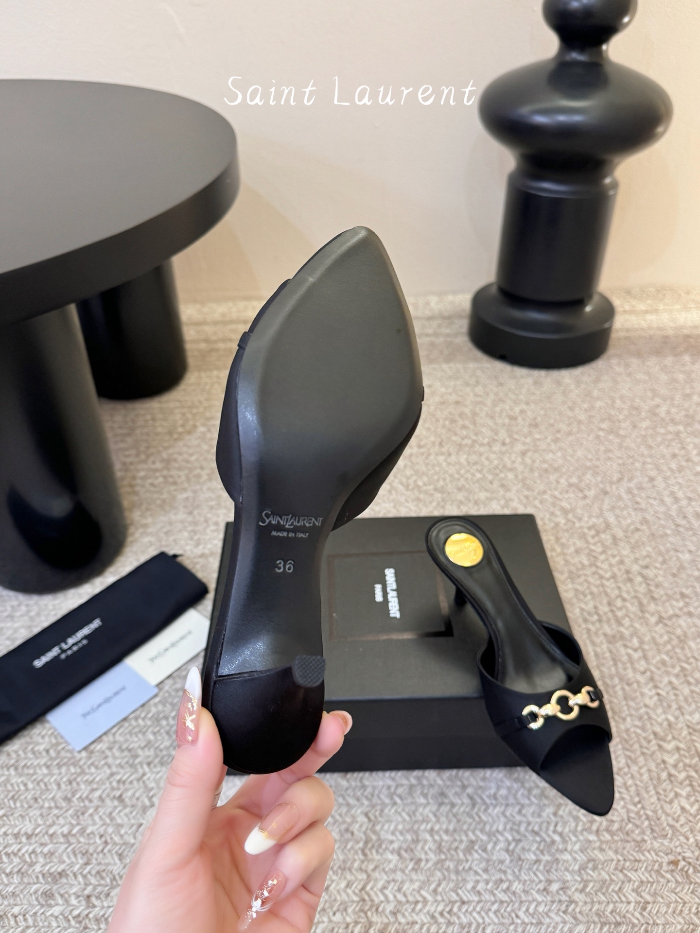 圣罗兰Saint Lauren* ss新YSL Logo小跟鞋拖Ysl走秀款高跟鞋 各种小裙子搭配起来 