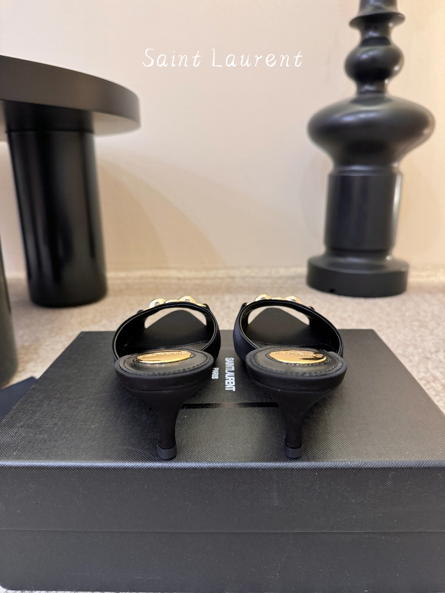 圣罗兰Saint Lauren* ss新YSL Logo小跟鞋拖Ysl走秀款高跟鞋 各种小裙子搭配起来 