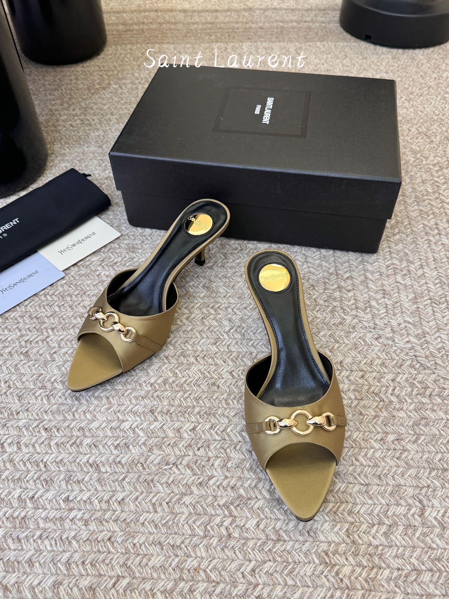 圣罗兰Saint Lauren* ss新YSL Logo小跟鞋拖Ysl走秀款高跟鞋 各种小裙子搭配起来 