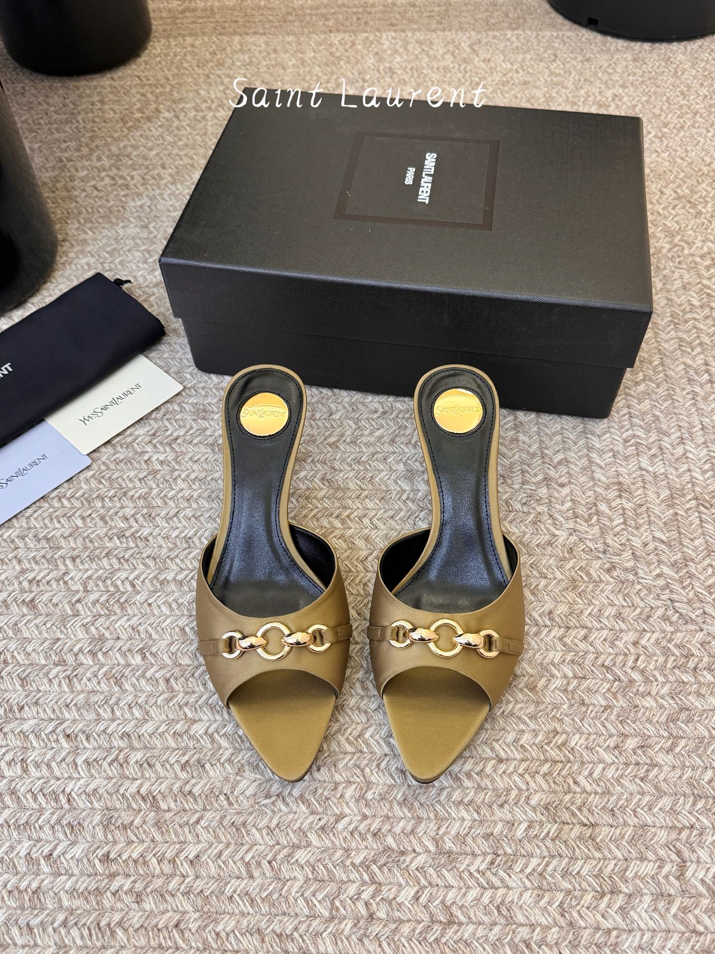 圣罗兰Saint Lauren* ss新YSL Logo小跟鞋拖Ysl走秀款高跟鞋 各种小裙子搭配起来 