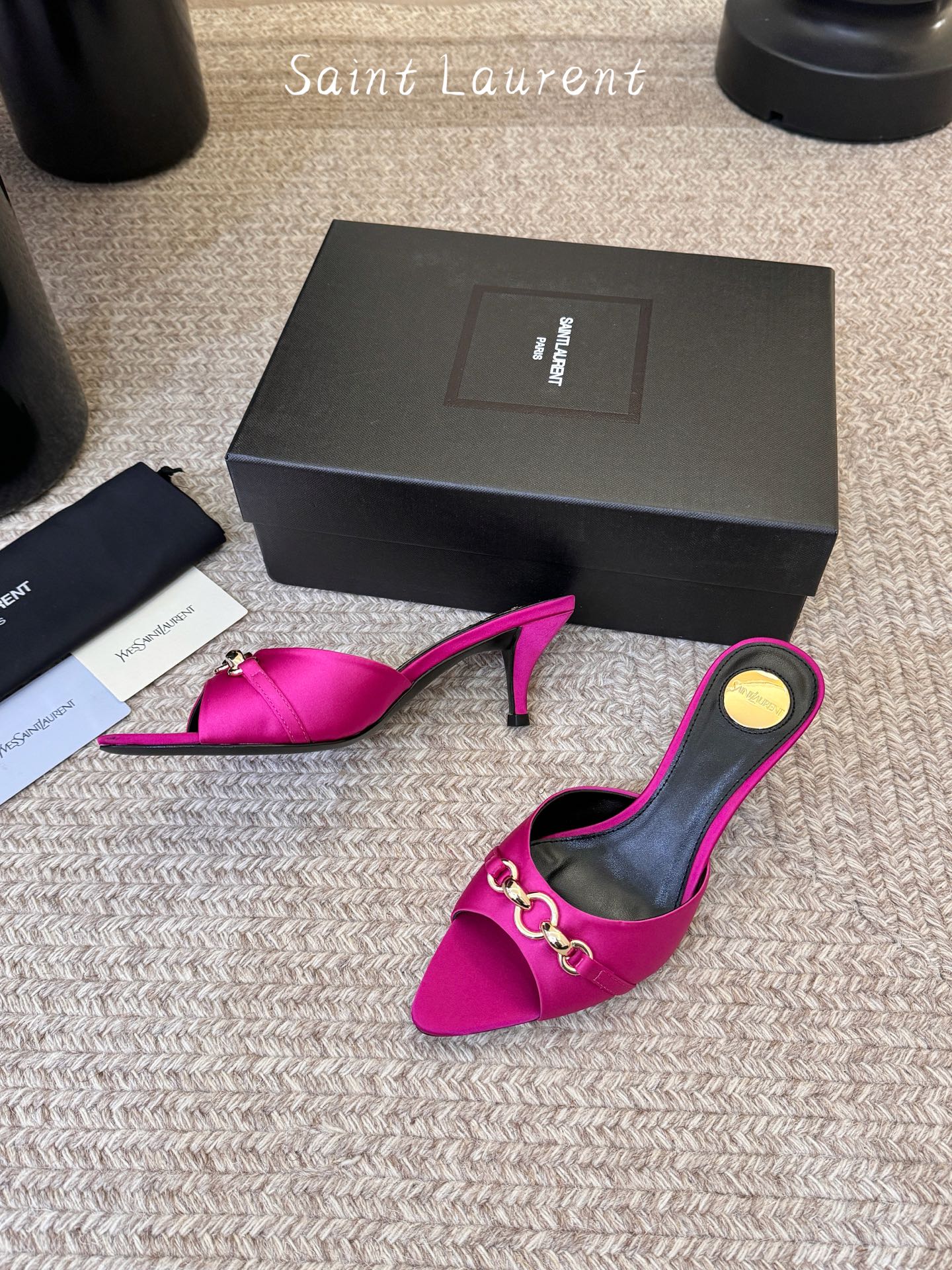 圣罗兰Saint Lauren* ss新YSL Logo小跟鞋拖Ysl走秀款高跟鞋 各种小裙子搭配起来 