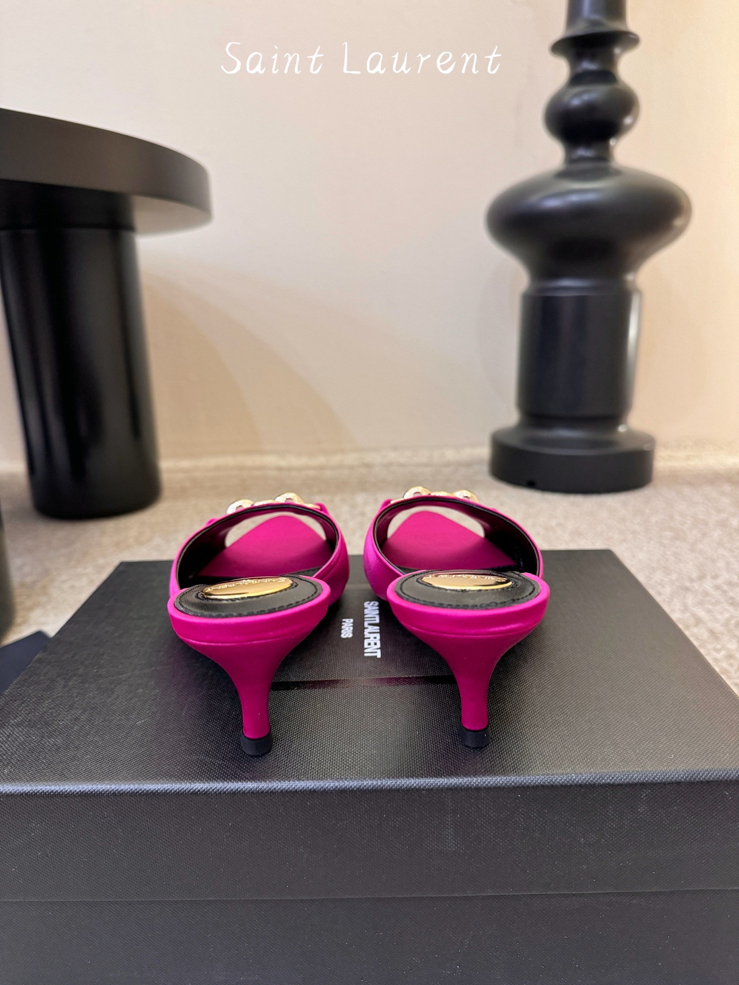 圣罗兰Saint Lauren* ss新YSL Logo小跟鞋拖Ysl走秀款高跟鞋 各种小裙子搭配起来 