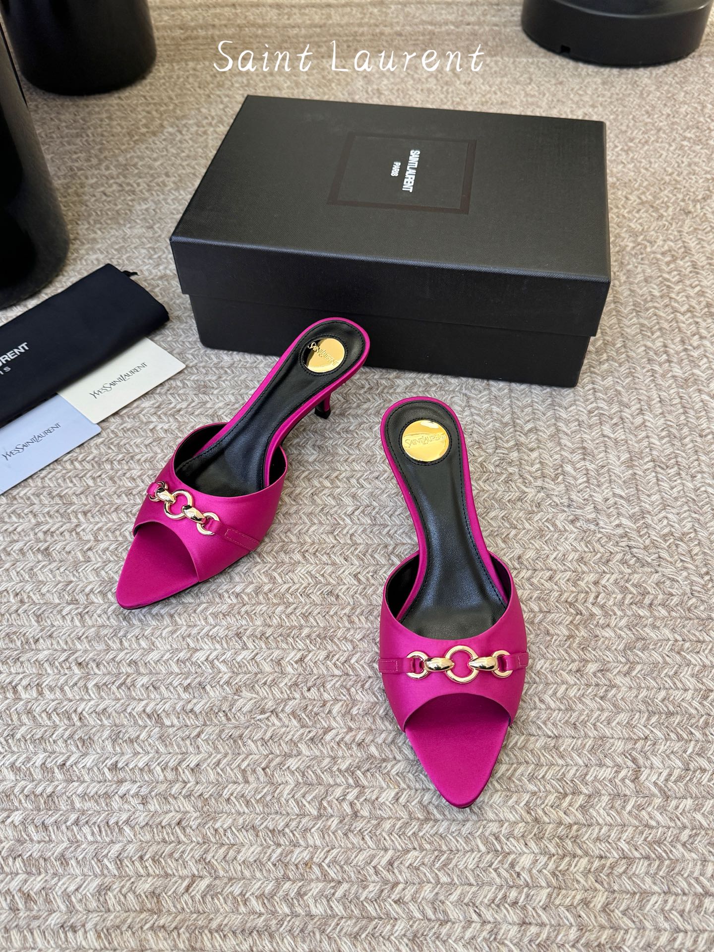 圣罗兰Saint Lauren* ss新YSL Logo小跟鞋拖Ysl走秀款高跟鞋 各种小裙子搭配起来 