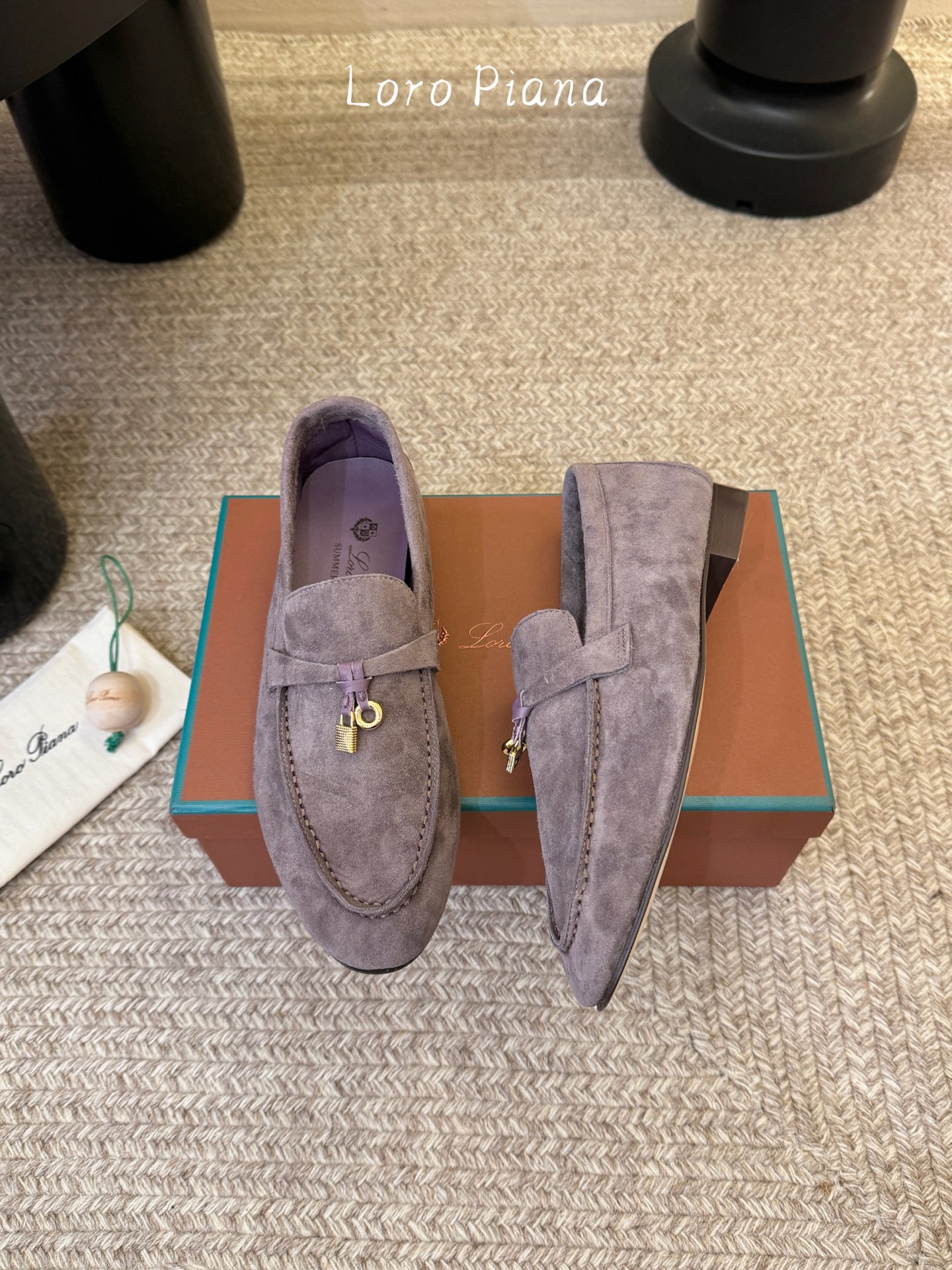 Loropiana经典情侣款高丝光牛皮乐福皮鞋🔥🔥🔥🔥🔥男士+10LP一直是以好穿舒适为主的设计风格 这