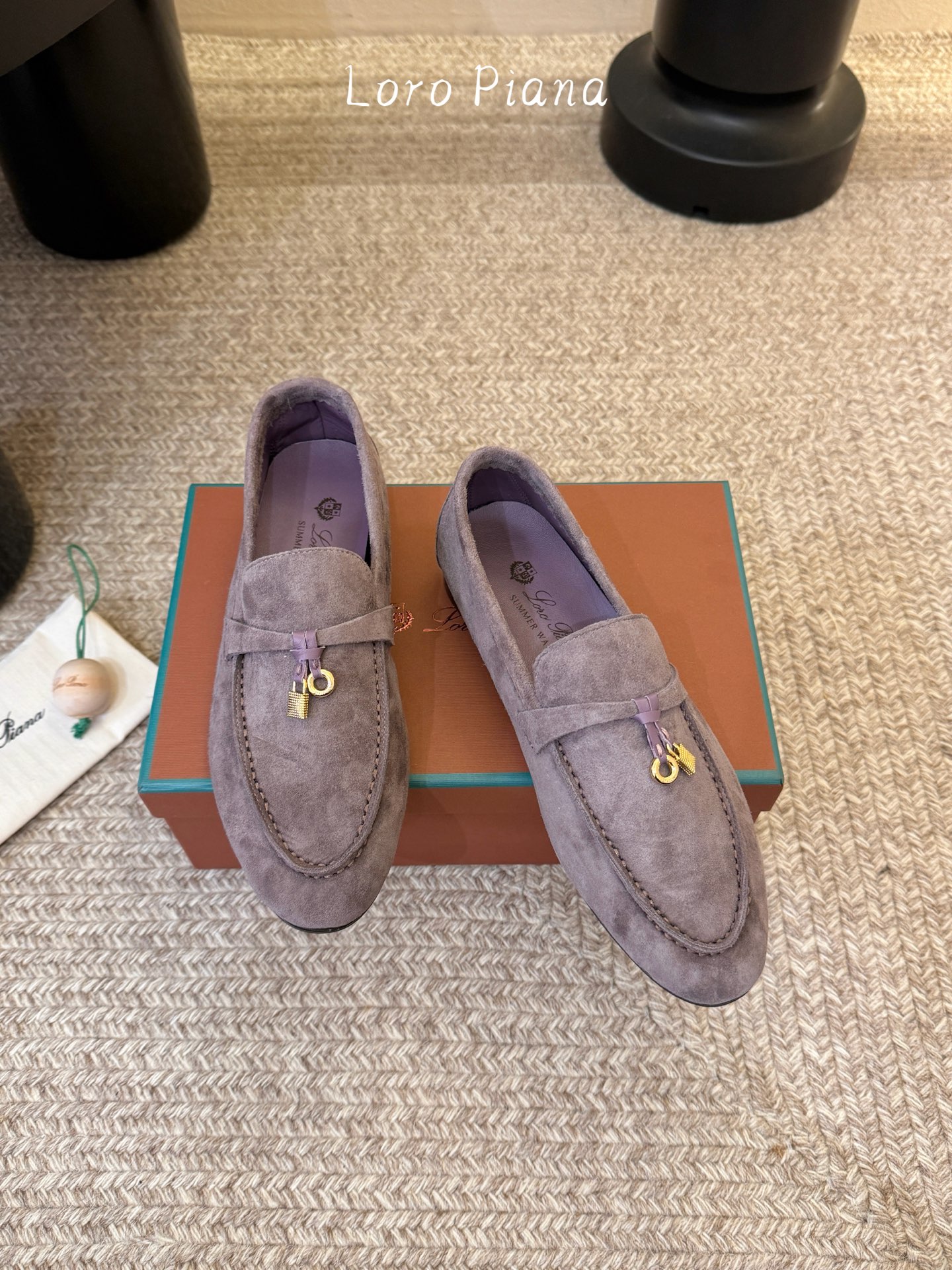 Loropiana经典情侣款高丝光牛皮乐福皮鞋🔥🔥🔥🔥🔥男士+10LP一直是以好穿舒适为主的设计风格 这