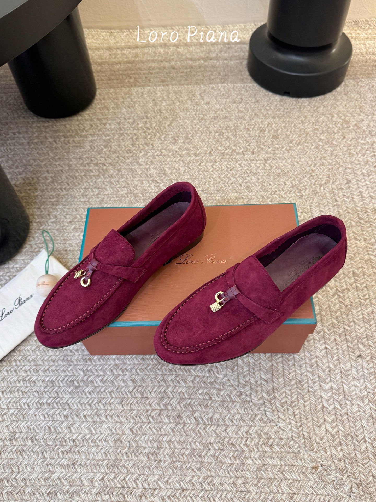 Loropiana经典情侣款高丝光牛皮乐福皮鞋🔥🔥🔥🔥🔥男士+10LP一直是以好穿舒适为主的设计风格 这