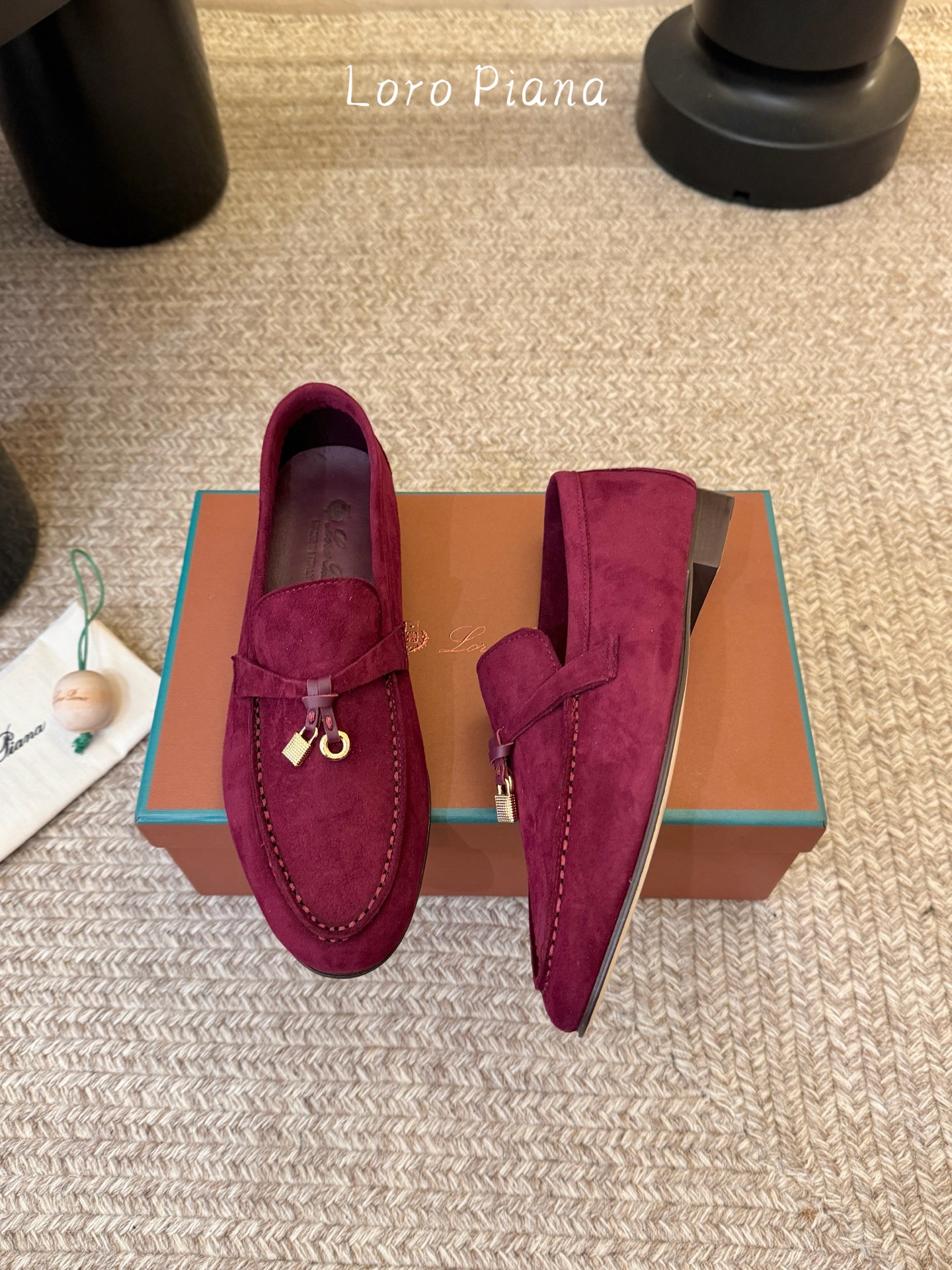 Loropiana经典情侣款高丝光牛皮乐福皮鞋🔥🔥🔥🔥🔥男士+10LP一直是以好穿舒适为主的设计风格 这